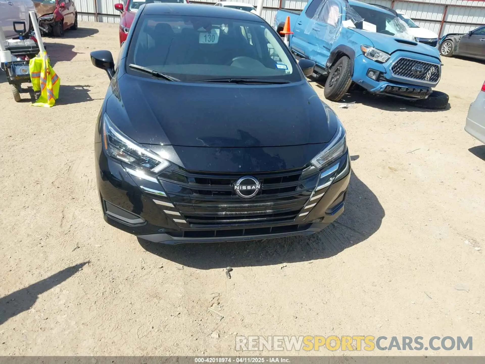 12 fotografías del automóvil dañado 3N1CN8EV0SL818175 NISSAN VERSA 2025