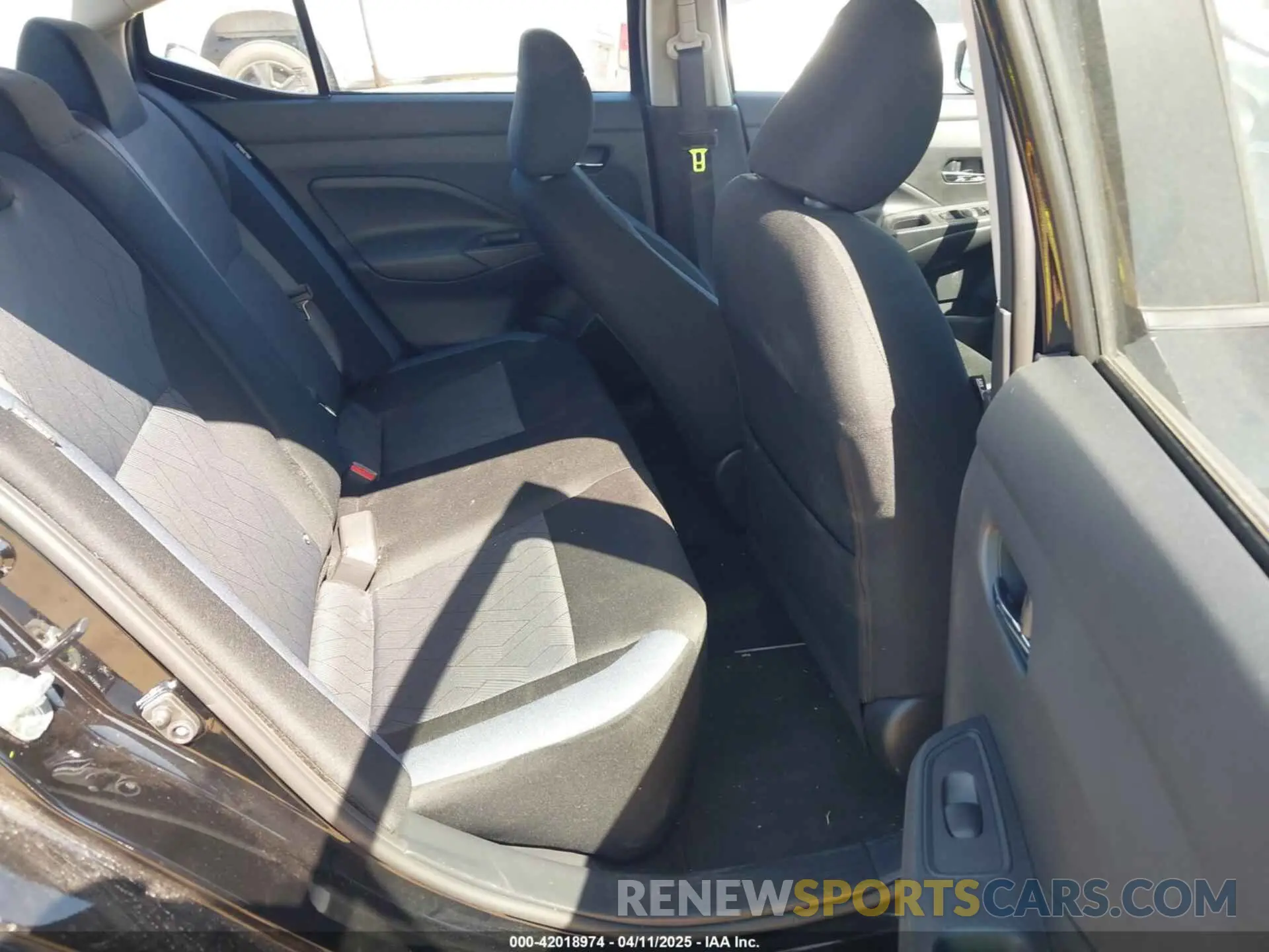 8 fotografías del automóvil dañado 3N1CN8EV0SL818175 NISSAN VERSA 2025