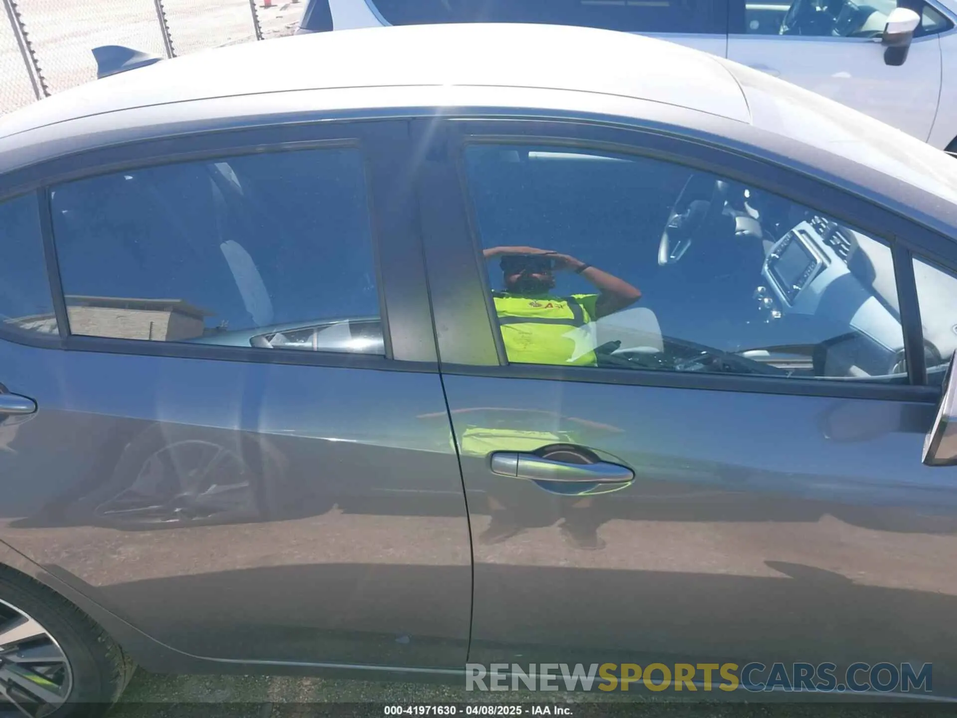 13 fotografías del automóvil dañado 3N1CN8EV0SL839754 NISSAN VERSA 2025