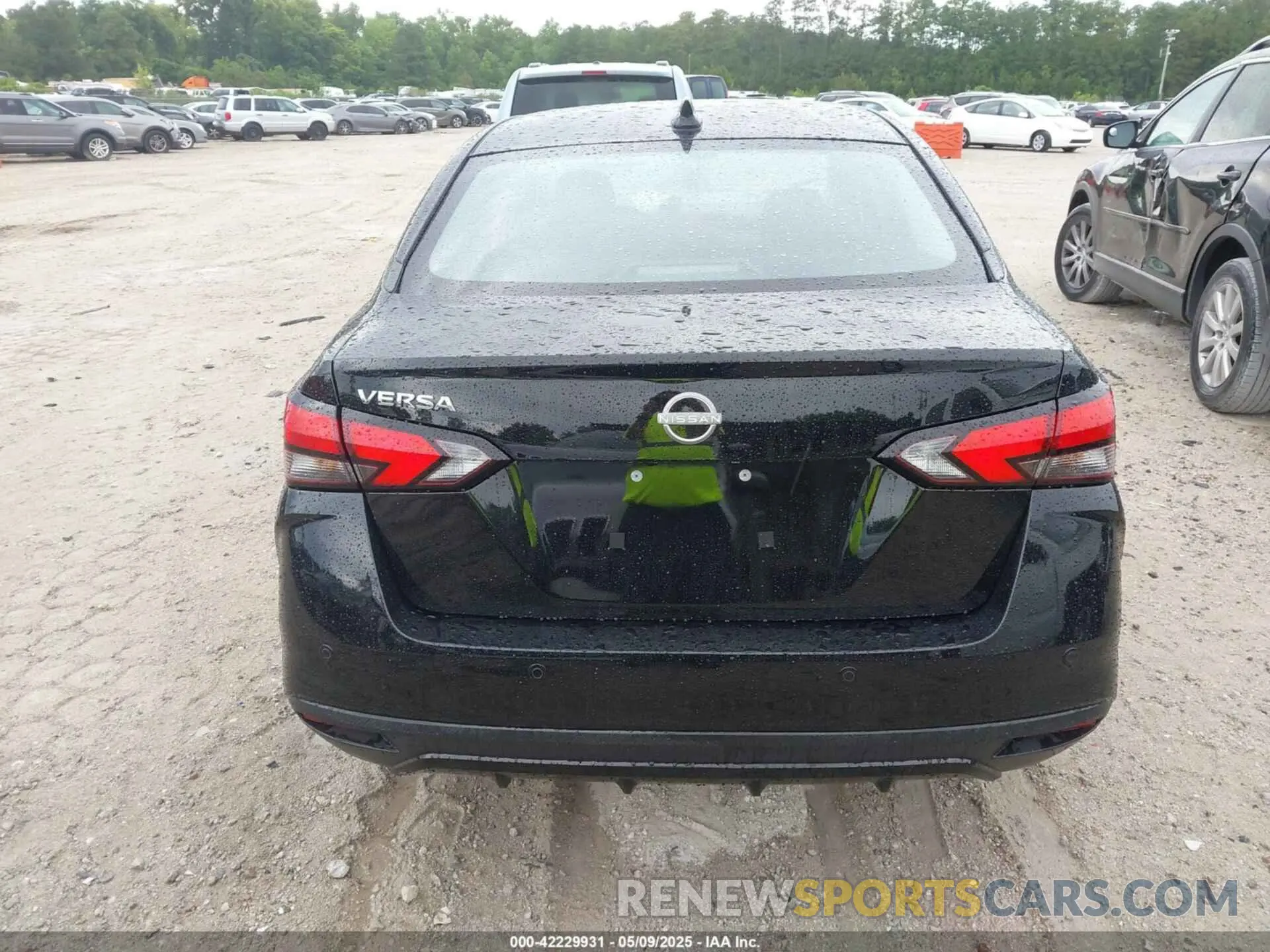 16 fotografías del automóvil dañado 3N1CN8EV1SL827211 NISSAN VERSA 2025