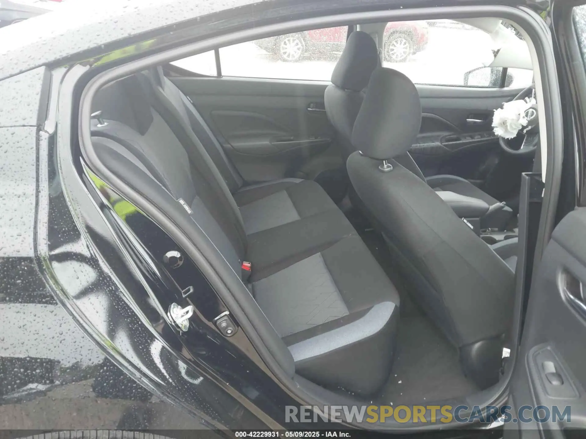 8 fotografías del automóvil dañado 3N1CN8EV1SL827211 NISSAN VERSA 2025