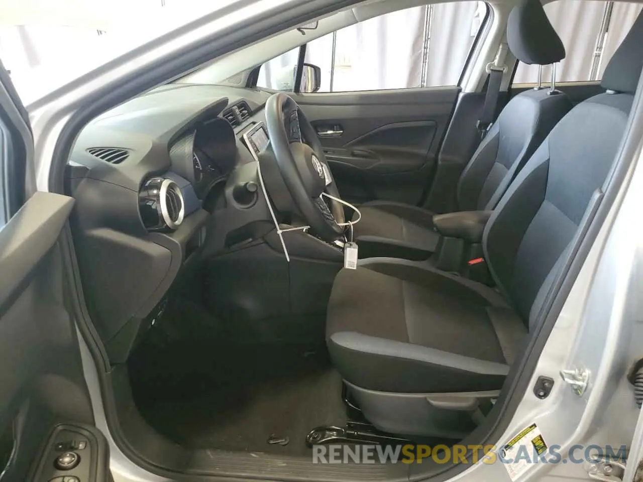 7 fotografías del automóvil dañado 3N1CN8EV1SL840895 NISSAN VERSA 2025