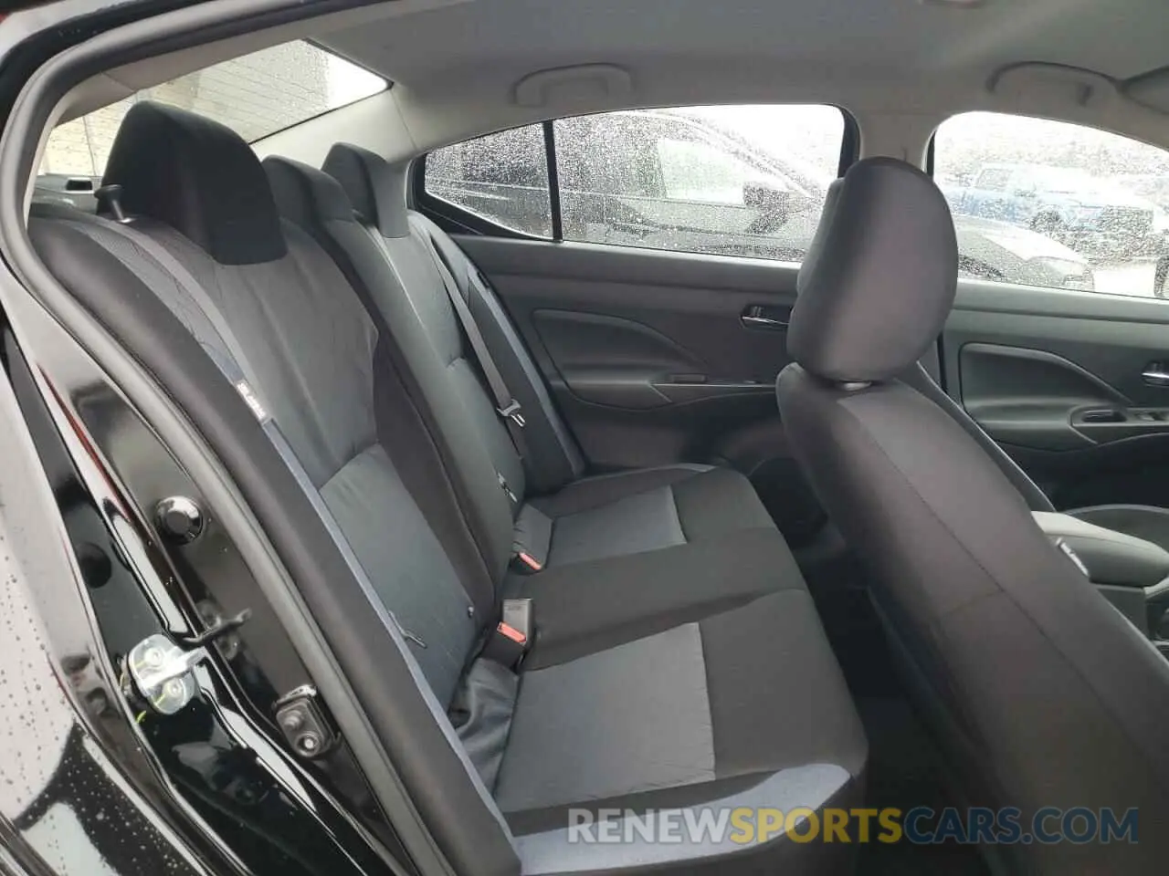 10 fotografías del automóvil dañado 3N1CN8EV1SL843912 NISSAN VERSA 2025
