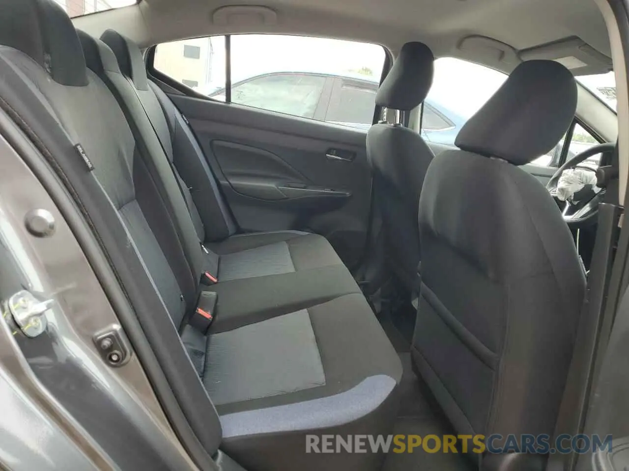 10 fotografías del automóvil dañado 3N1CN8EV1SL848673 NISSAN VERSA 2025