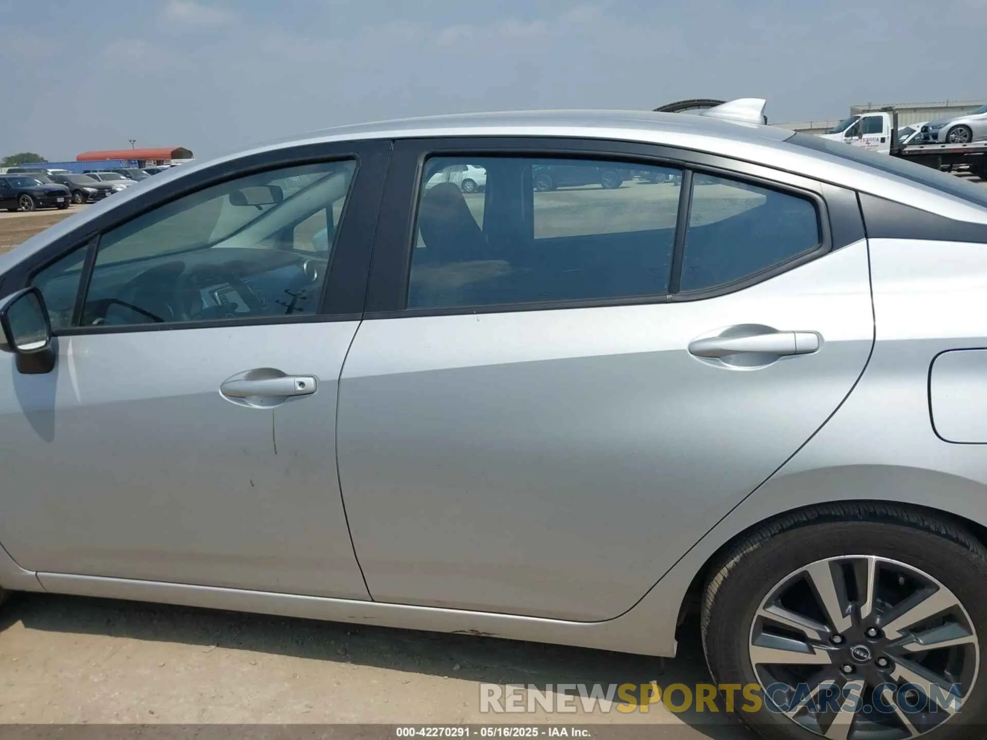 14 fotografías del automóvil dañado 3N1CN8EV2SL837049 NISSAN VERSA 2025