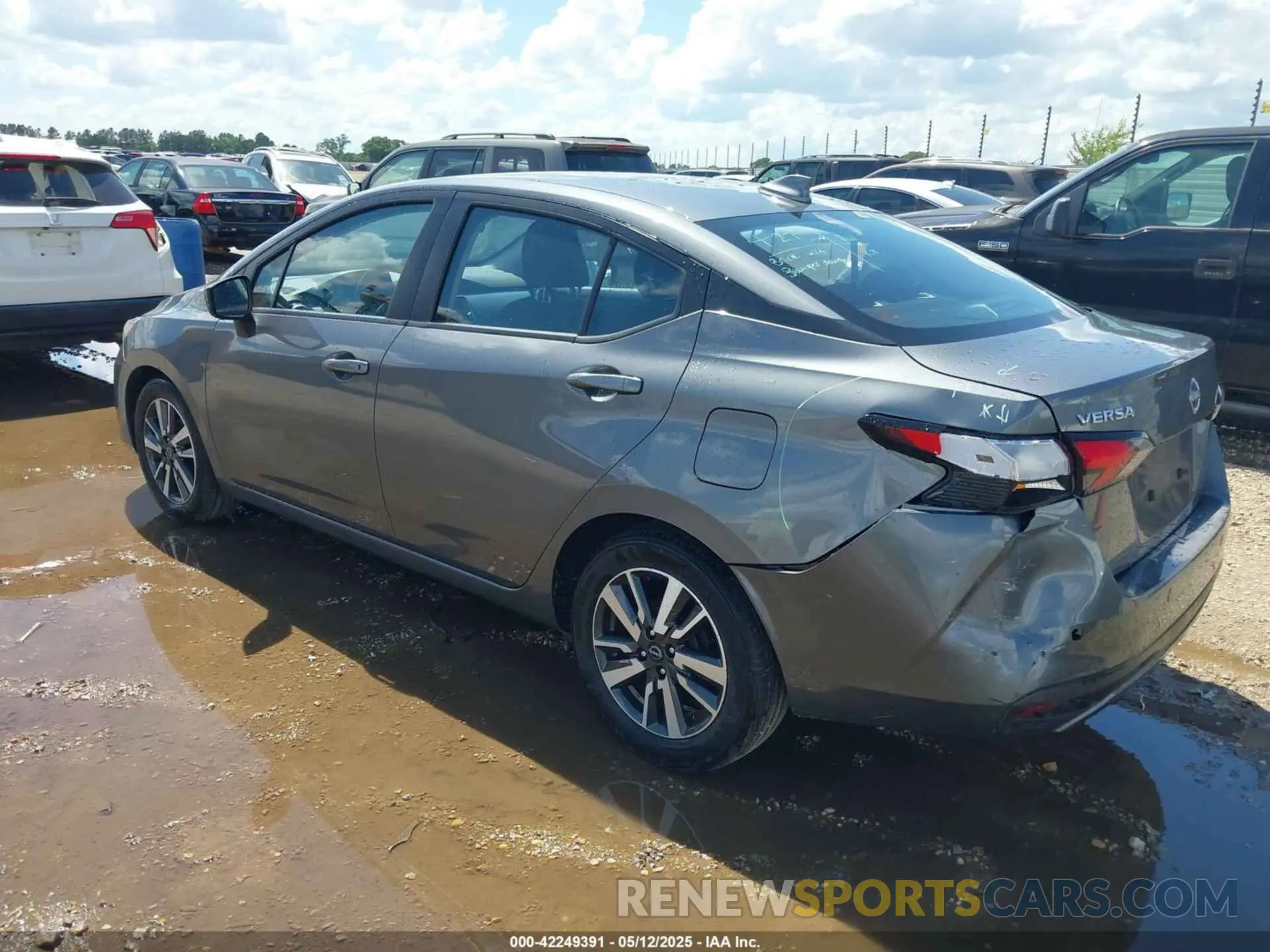 3 fotografías del automóvil dañado 3N1CN8EV2SL842414 NISSAN VERSA 2025