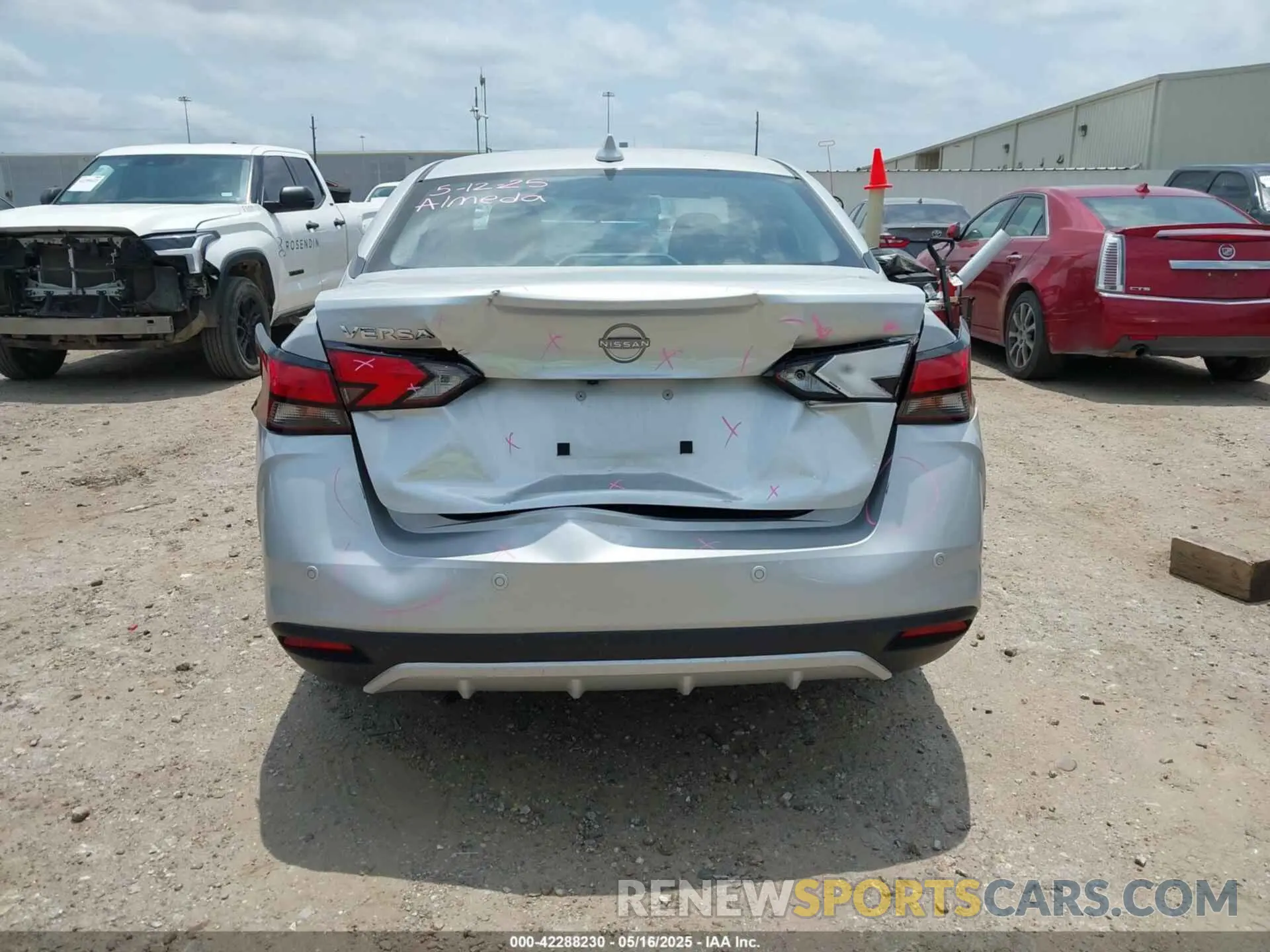 16 fotografías del automóvil dañado 3N1CN8EV3SL812631 NISSAN VERSA 2025
