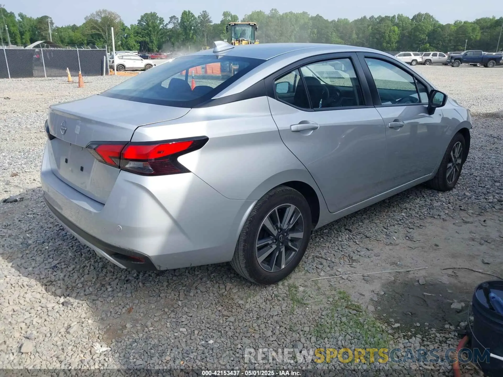 4 fotografías del automóvil dañado 3N1CN8EV3SL827940 NISSAN VERSA 2025