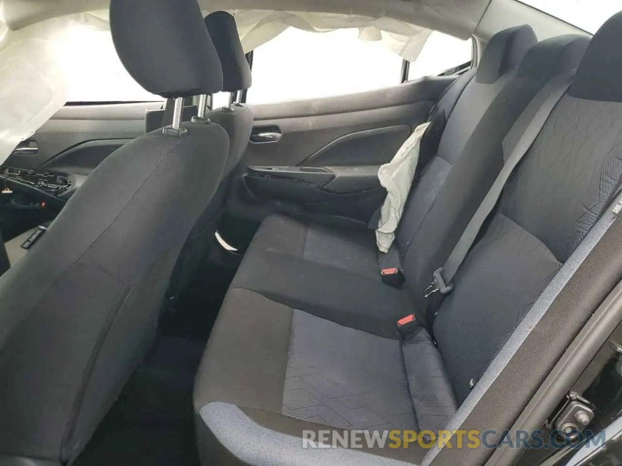 10 fotografías del automóvil dañado 3N1CN8EV3SL832099 NISSAN VERSA 2025