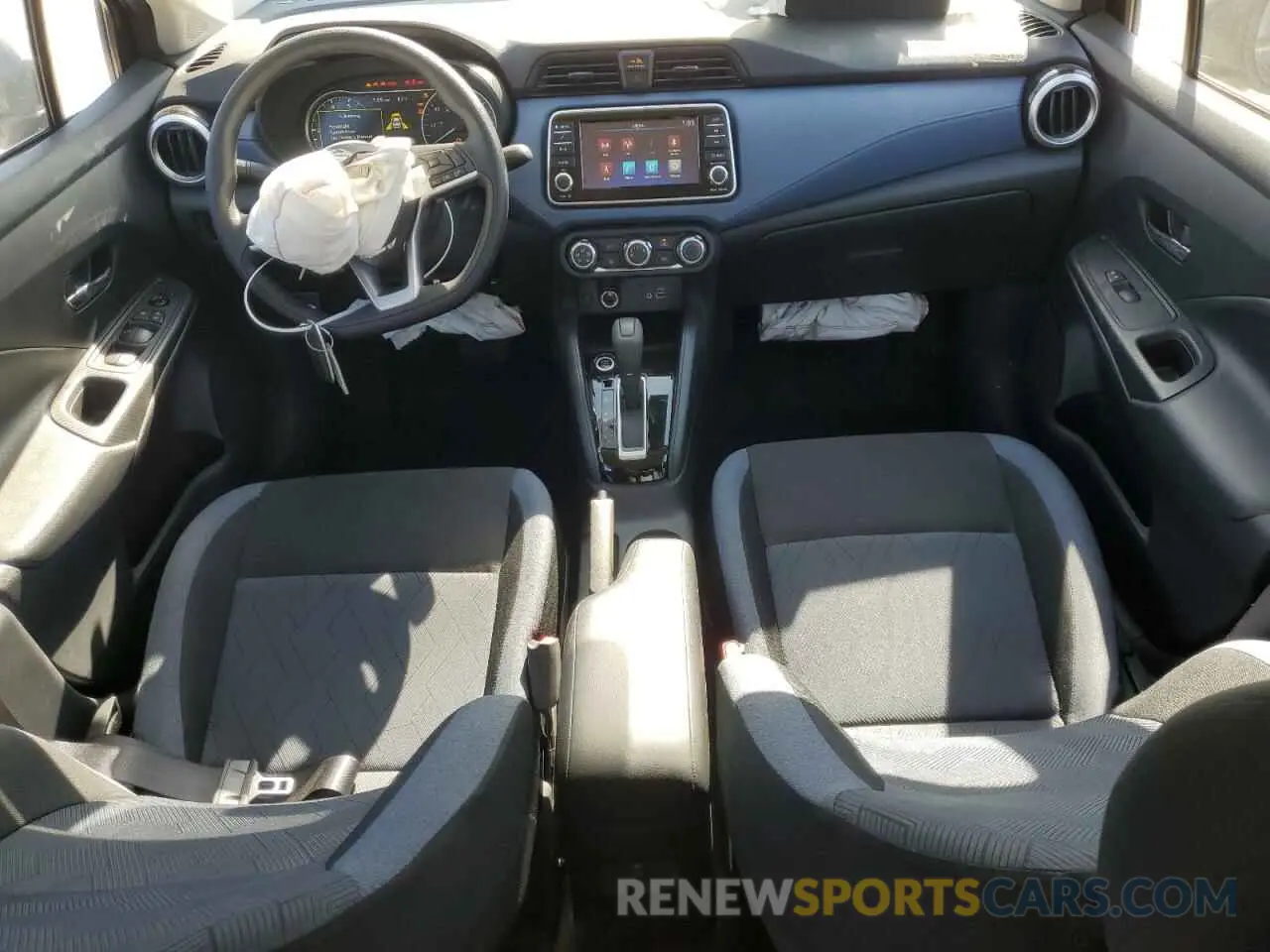 8 fotografías del automóvil dañado 3N1CN8EV6SL825650 NISSAN VERSA 2025