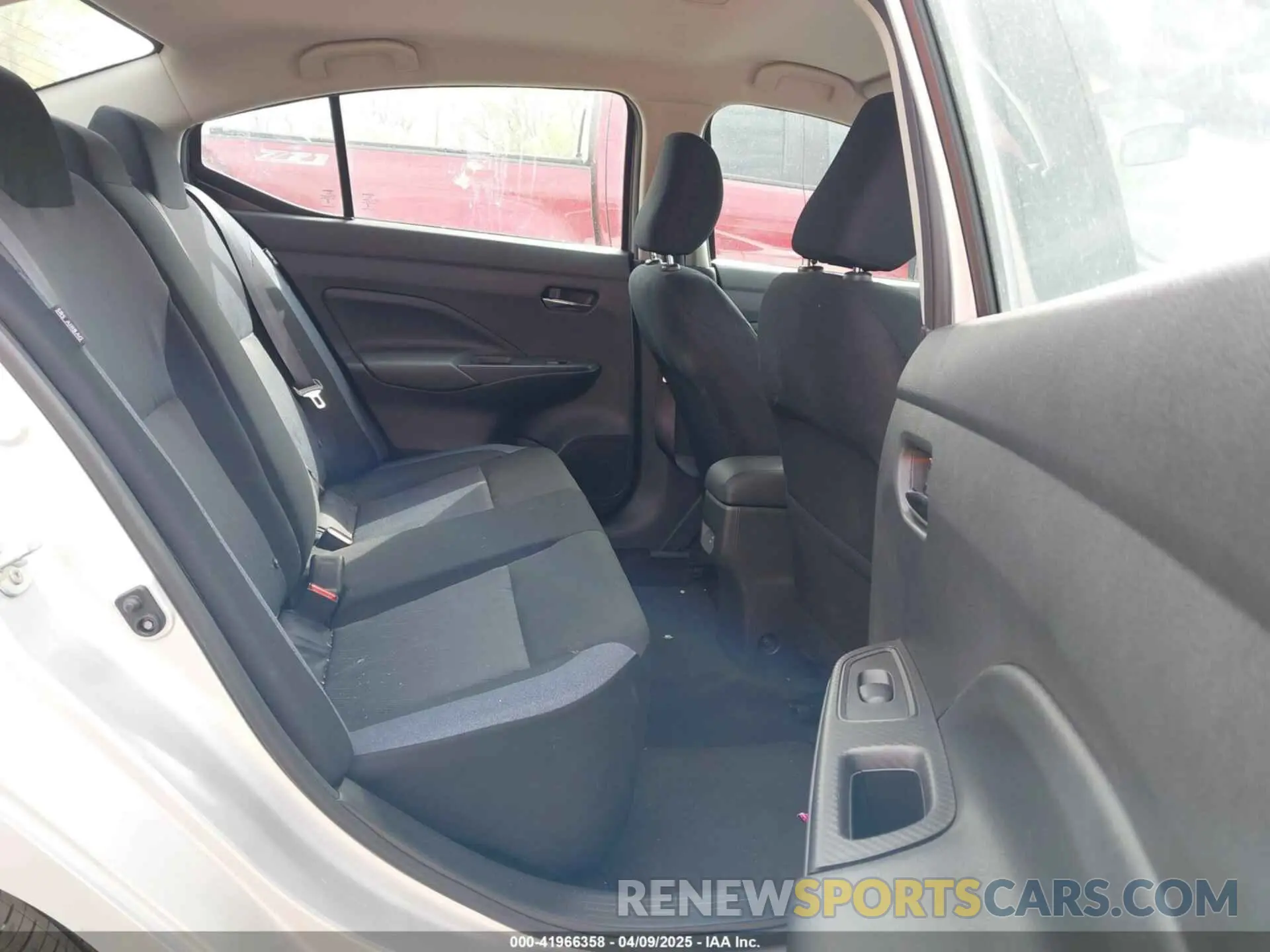 8 fotografías del automóvil dañado 3N1CN8EV7SL836057 NISSAN VERSA 2025