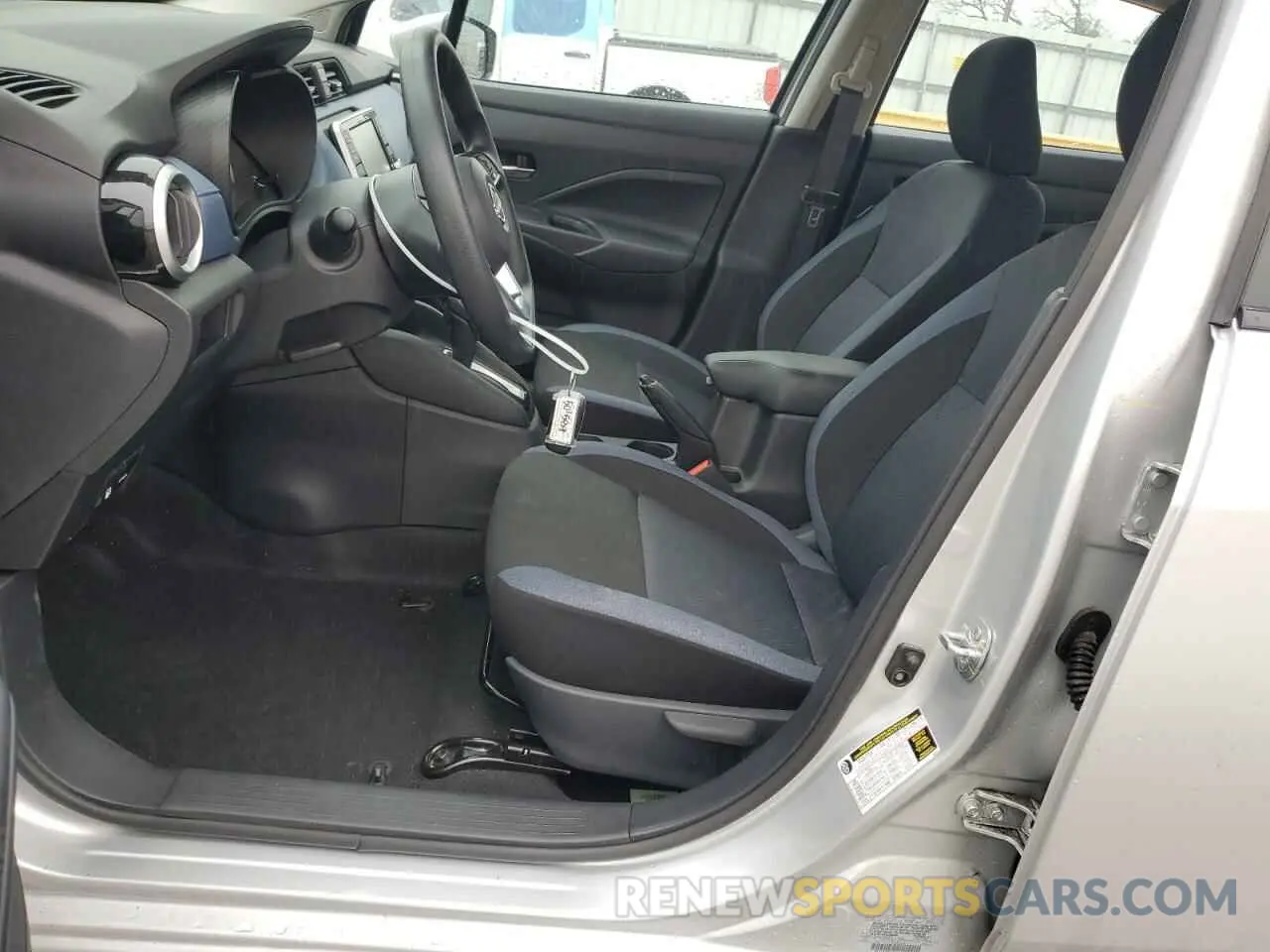 7 fotografías del automóvil dañado 3N1CN8EV8SL840554 NISSAN VERSA 2025