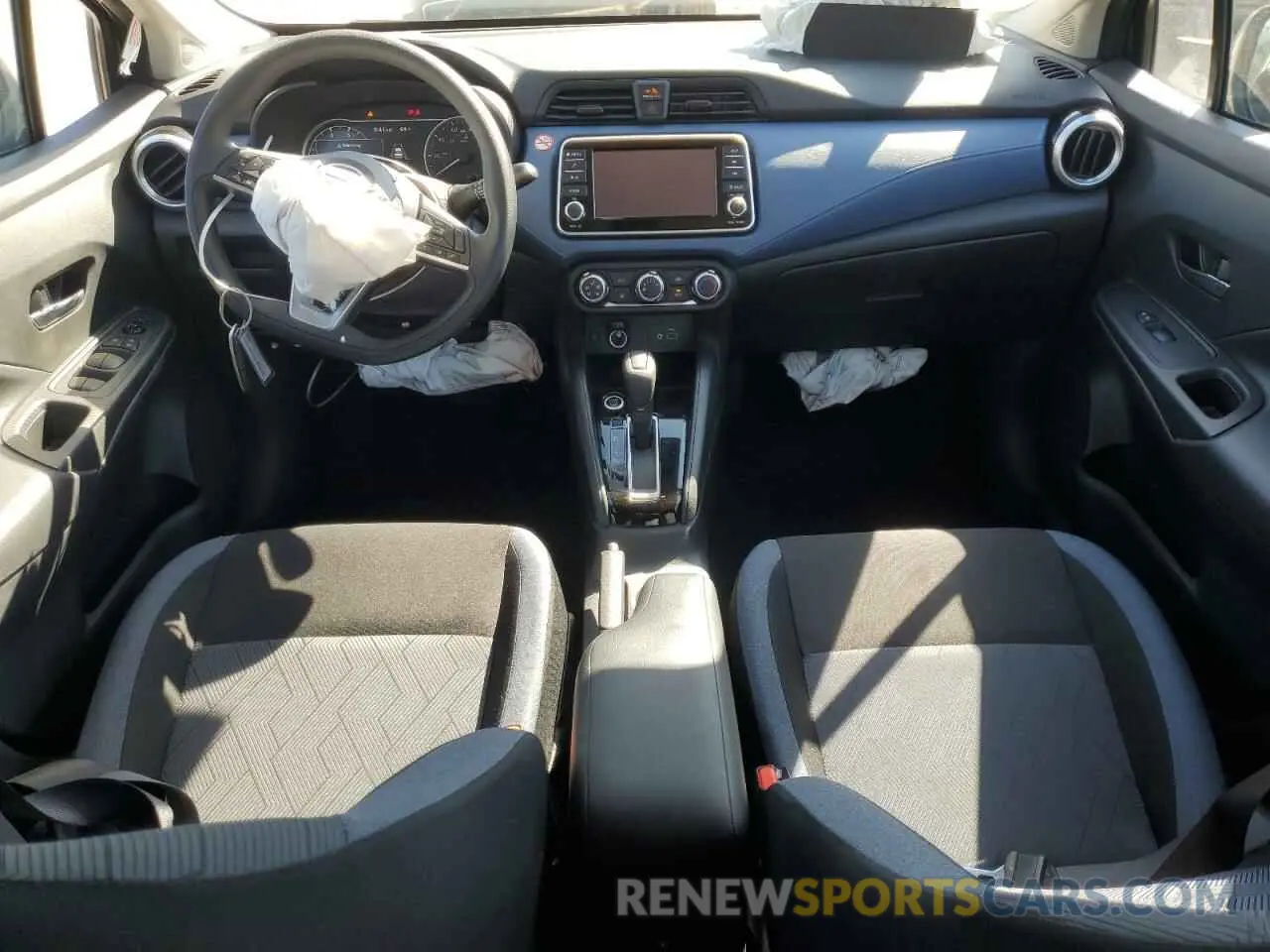 8 fotografías del automóvil dañado 3N1CN8EV9SL838828 NISSAN VERSA 2025