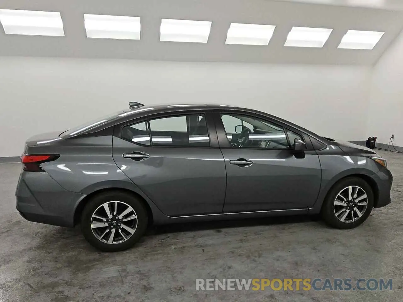 3 fotografías del automóvil dañado 3N1CN8EVXSL827563 NISSAN VERSA 2025