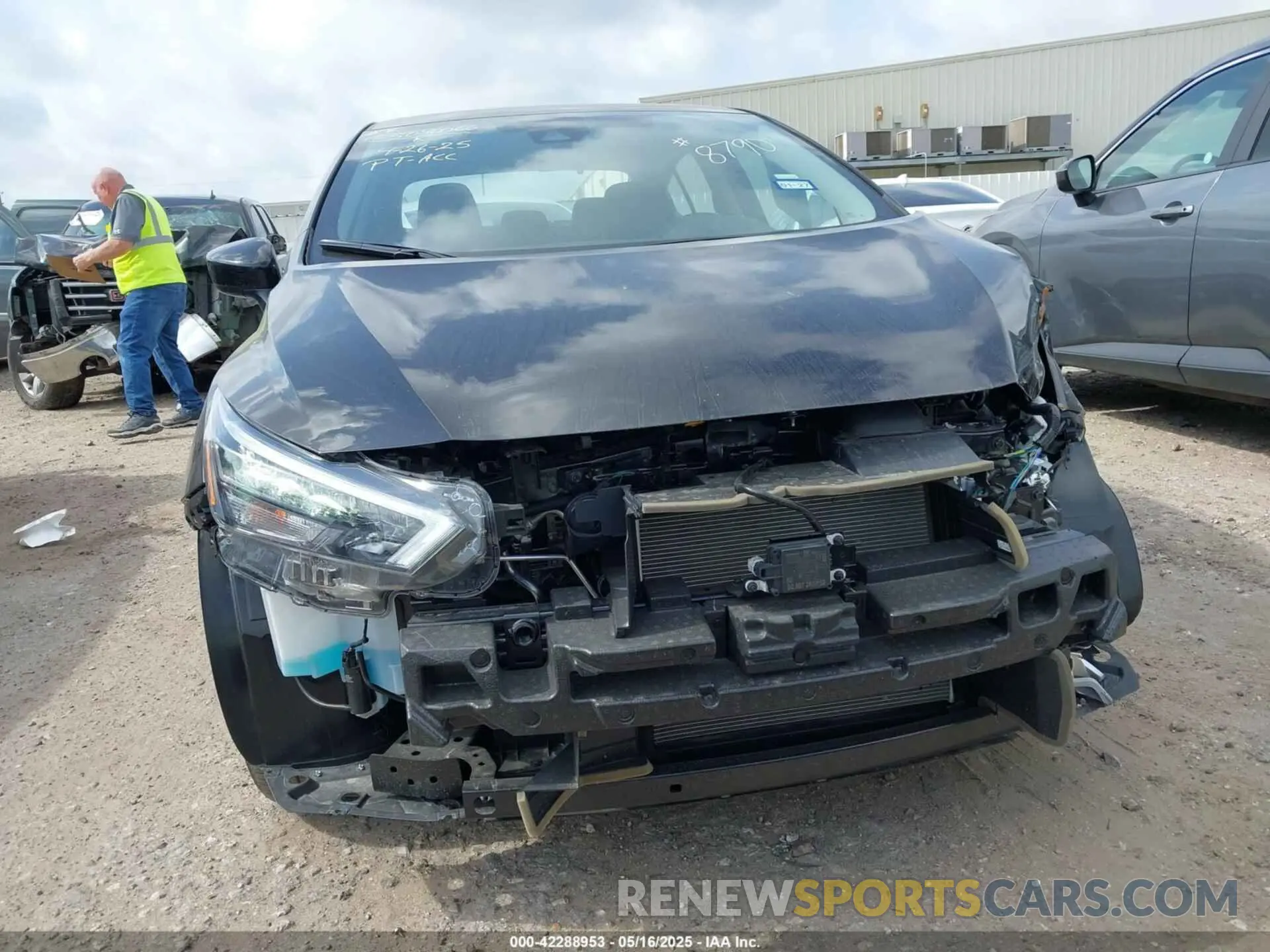 13 fotografías del automóvil dañado 3N1CN8EVXSL838790 NISSAN VERSA 2025