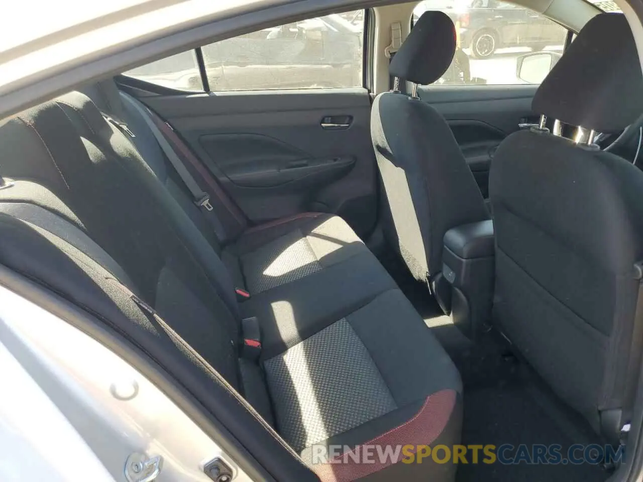 11 fotografías del automóvil dañado 3N1CN8FV3SL835518 NISSAN VERSA 2025