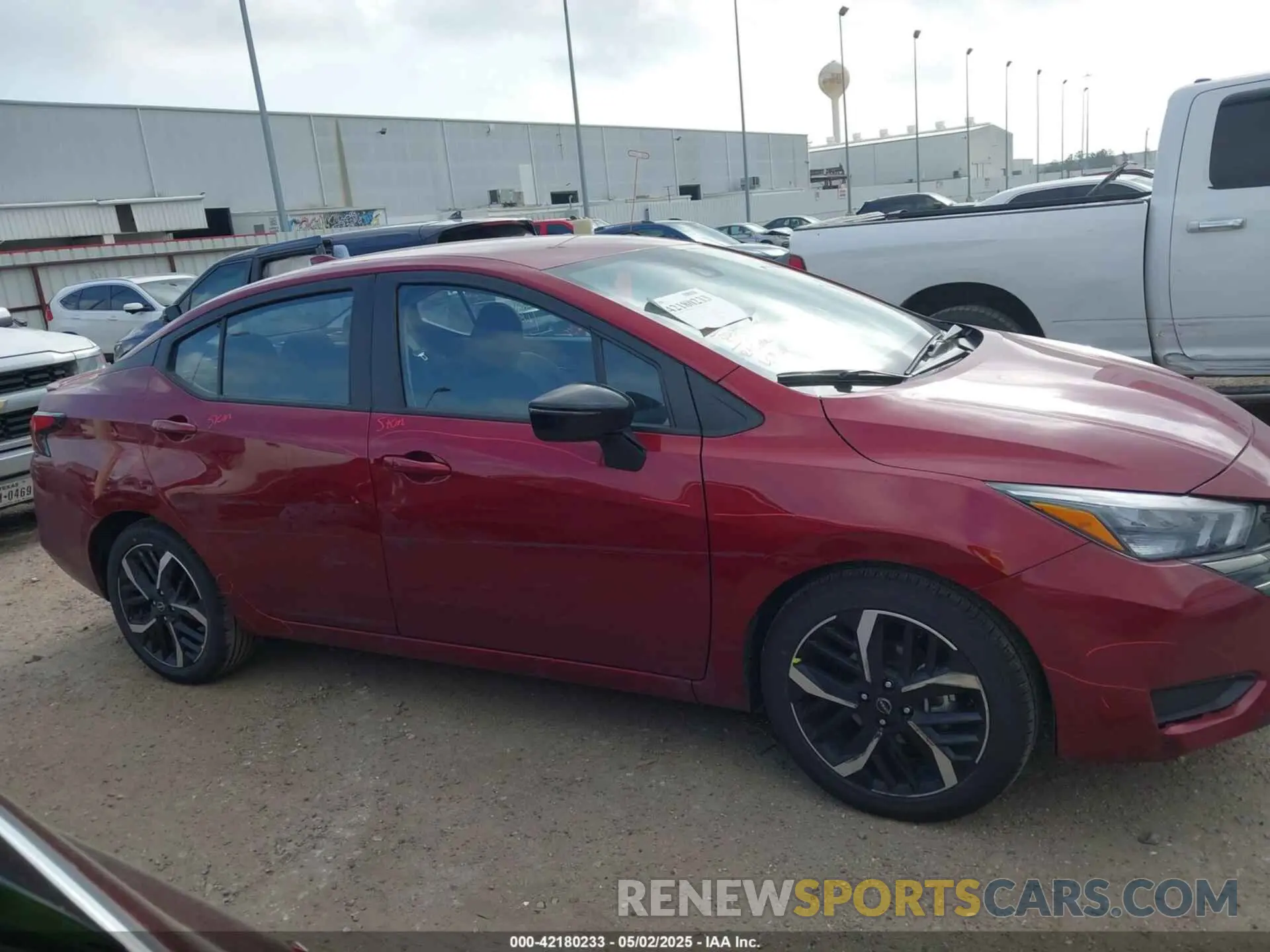 13 fotografías del automóvil dañado 3N1CN8FV8SL834445 NISSAN VERSA 2025