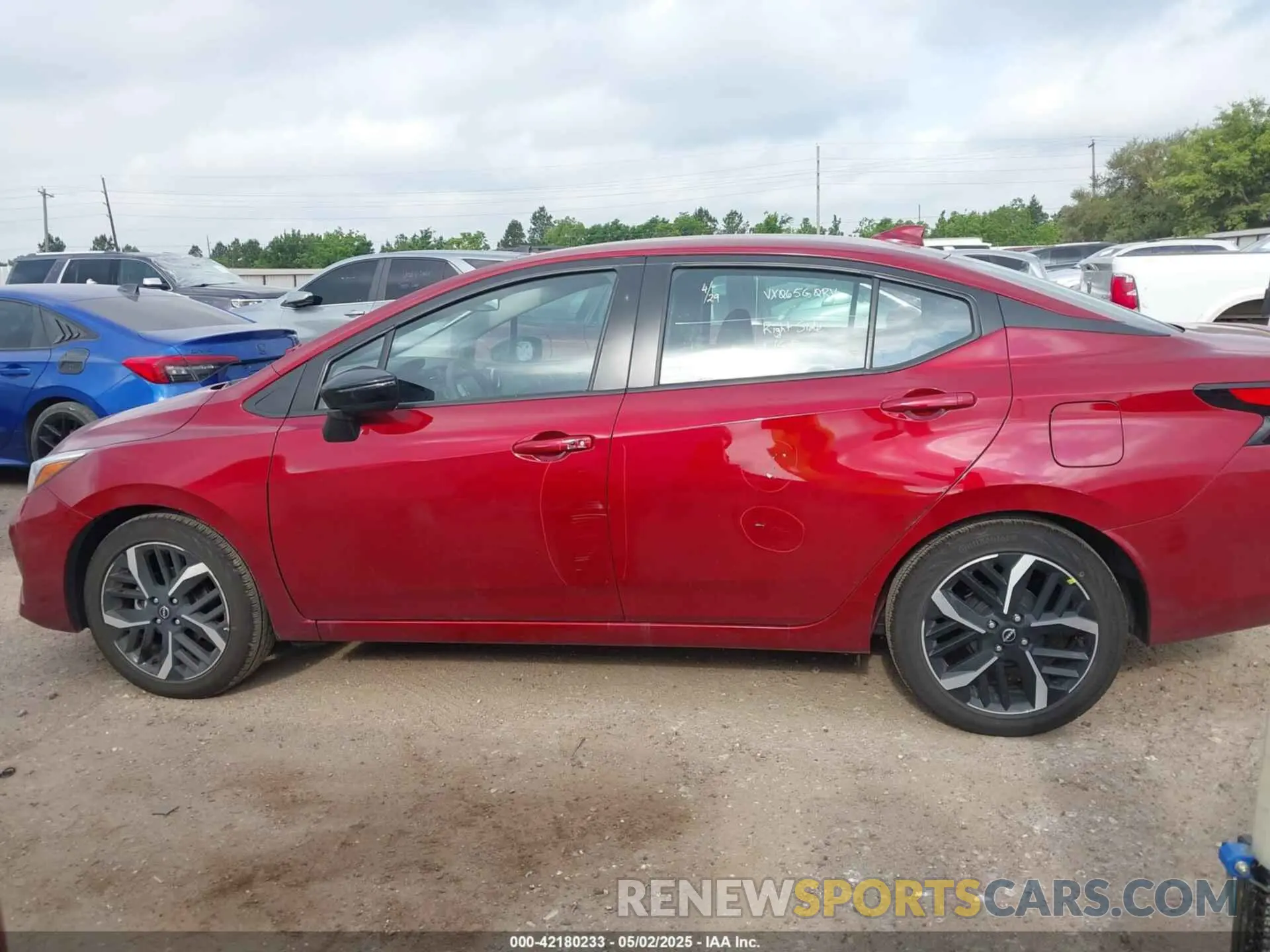 14 fotografías del automóvil dañado 3N1CN8FV8SL834445 NISSAN VERSA 2025