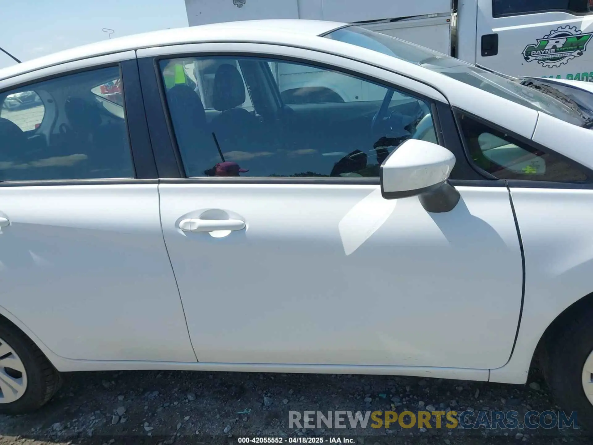 14 fotografías del automóvil dañado 3N1CE2CP1KL366321 NISSAN VERSA NOTE 2019