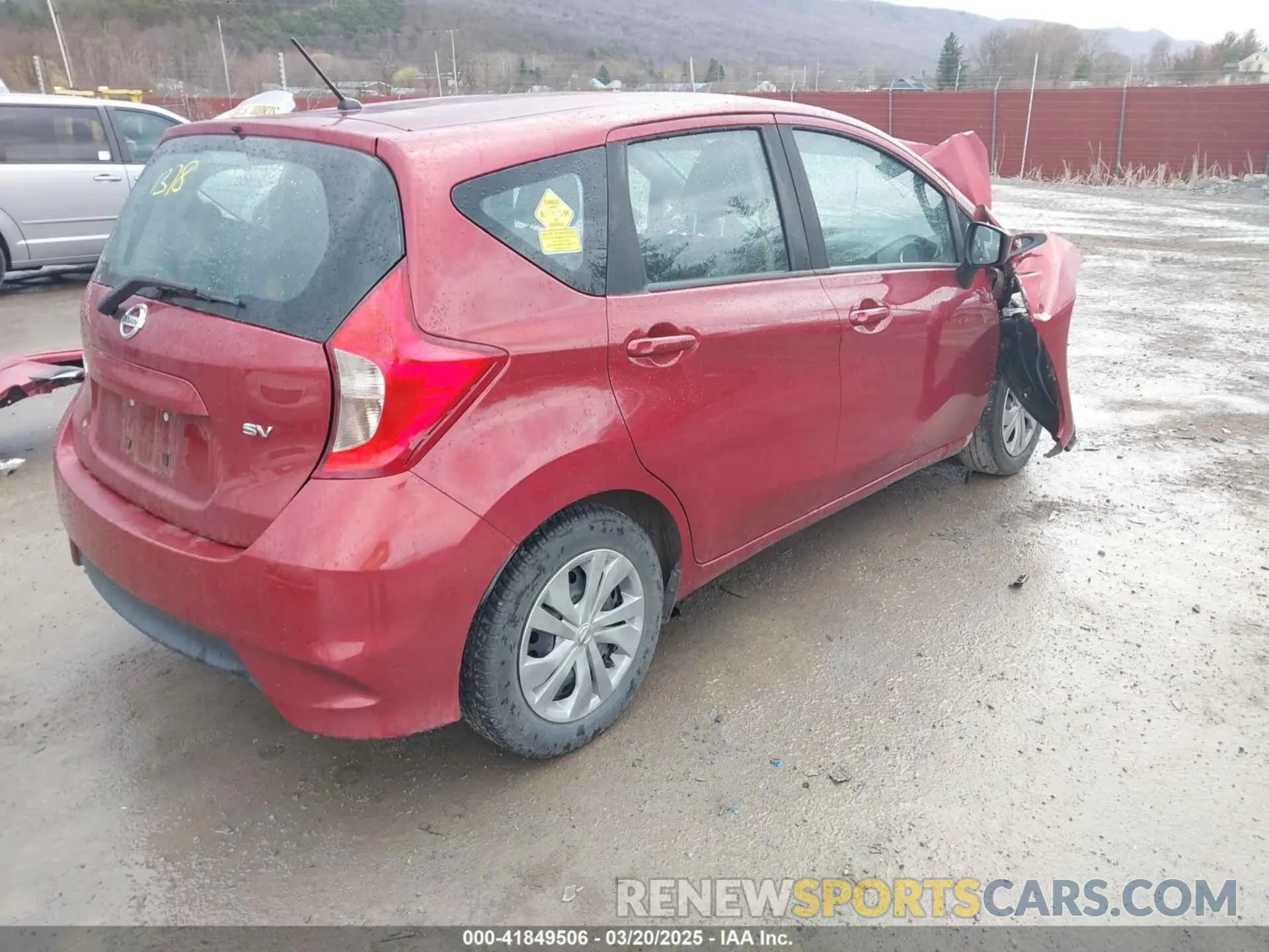 4 fotografías del automóvil dañado 3N1CE2CP5KL361378 NISSAN VERSA NOTE 2019