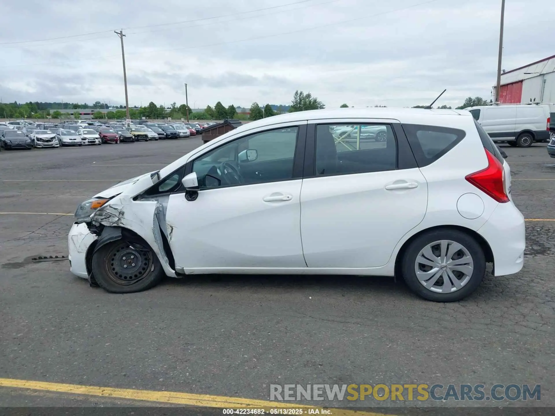 14 fotografías del automóvil dañado 3N1CE2CP9KL366468 NISSAN VERSA NOTE 2019