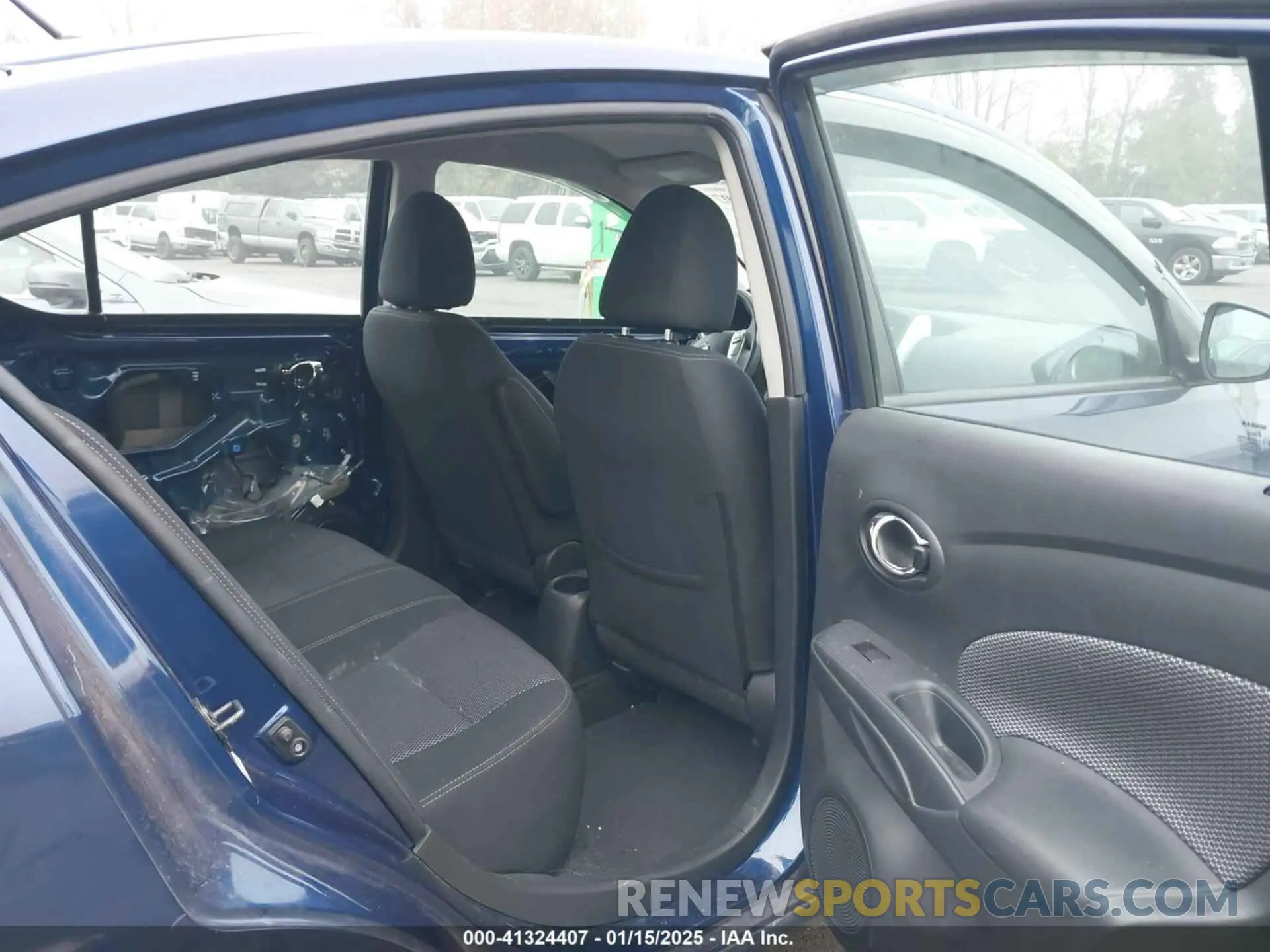 8 fotografías del automóvil dañado 3N1CN7AP2KL810791 NISSAN VERSA SEDAN 2019