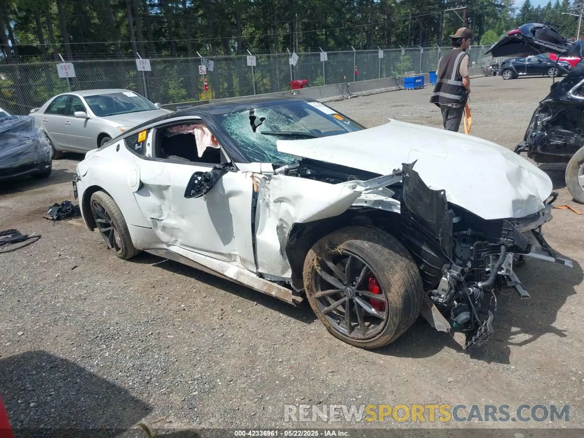 14 fotografías del automóvil dañado JN1BZ4BH2PM312173 NISSAN Z 2023