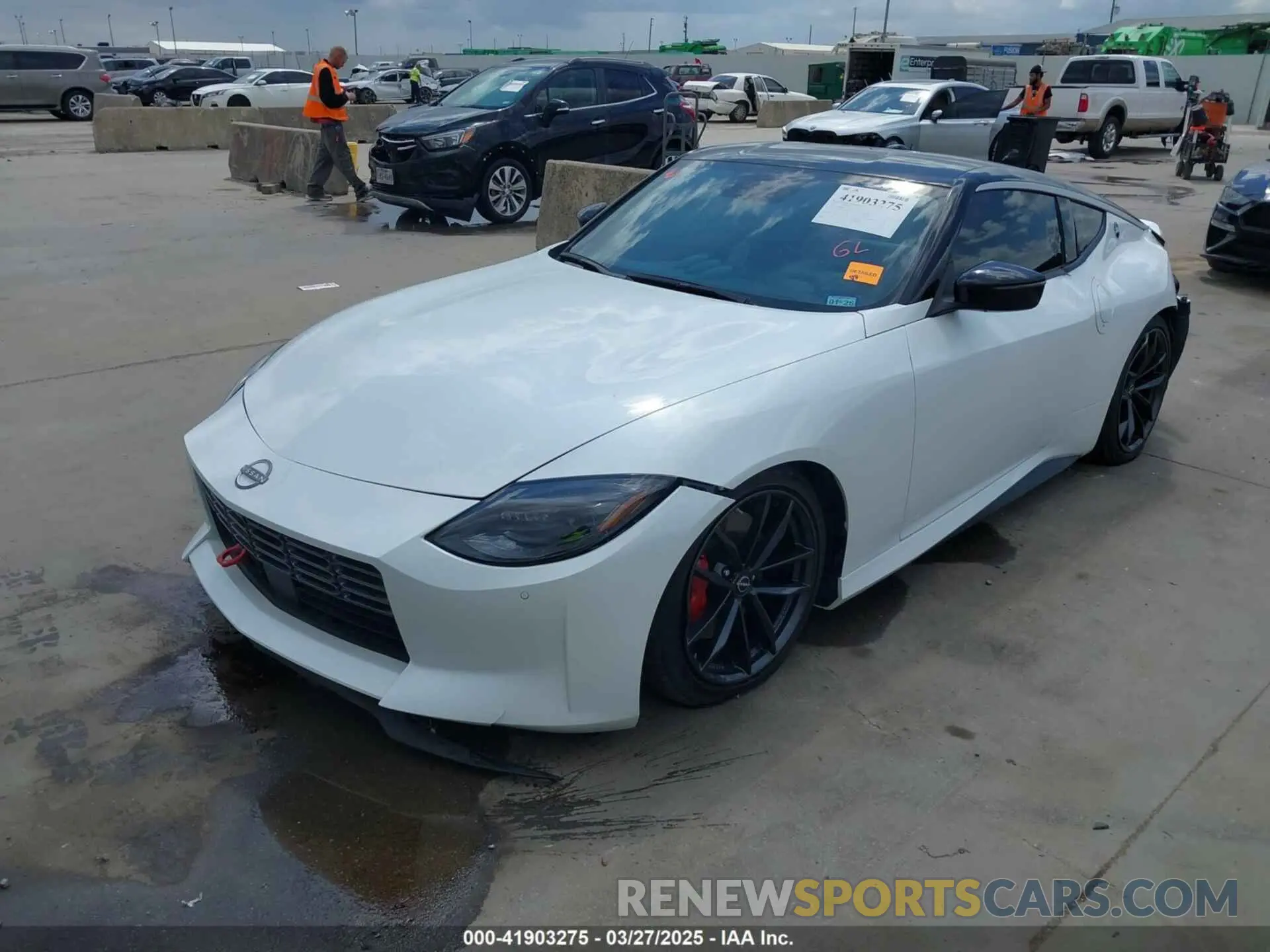 2 fotografías del automóvil dañado JN1BZ4BH1RM361447 NISSAN Z 2024