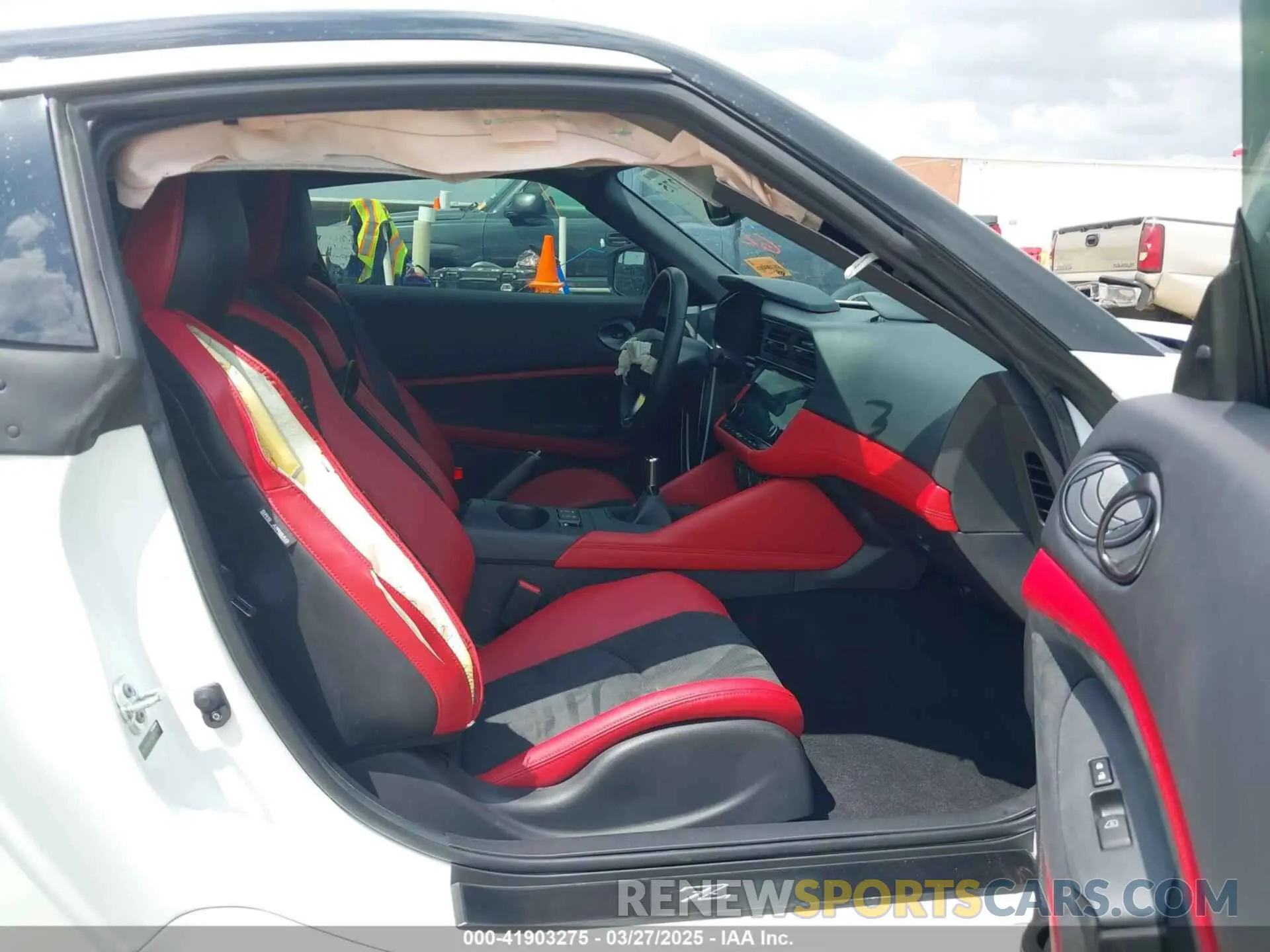 5 fotografías del automóvil dañado JN1BZ4BH1RM361447 NISSAN Z 2024
