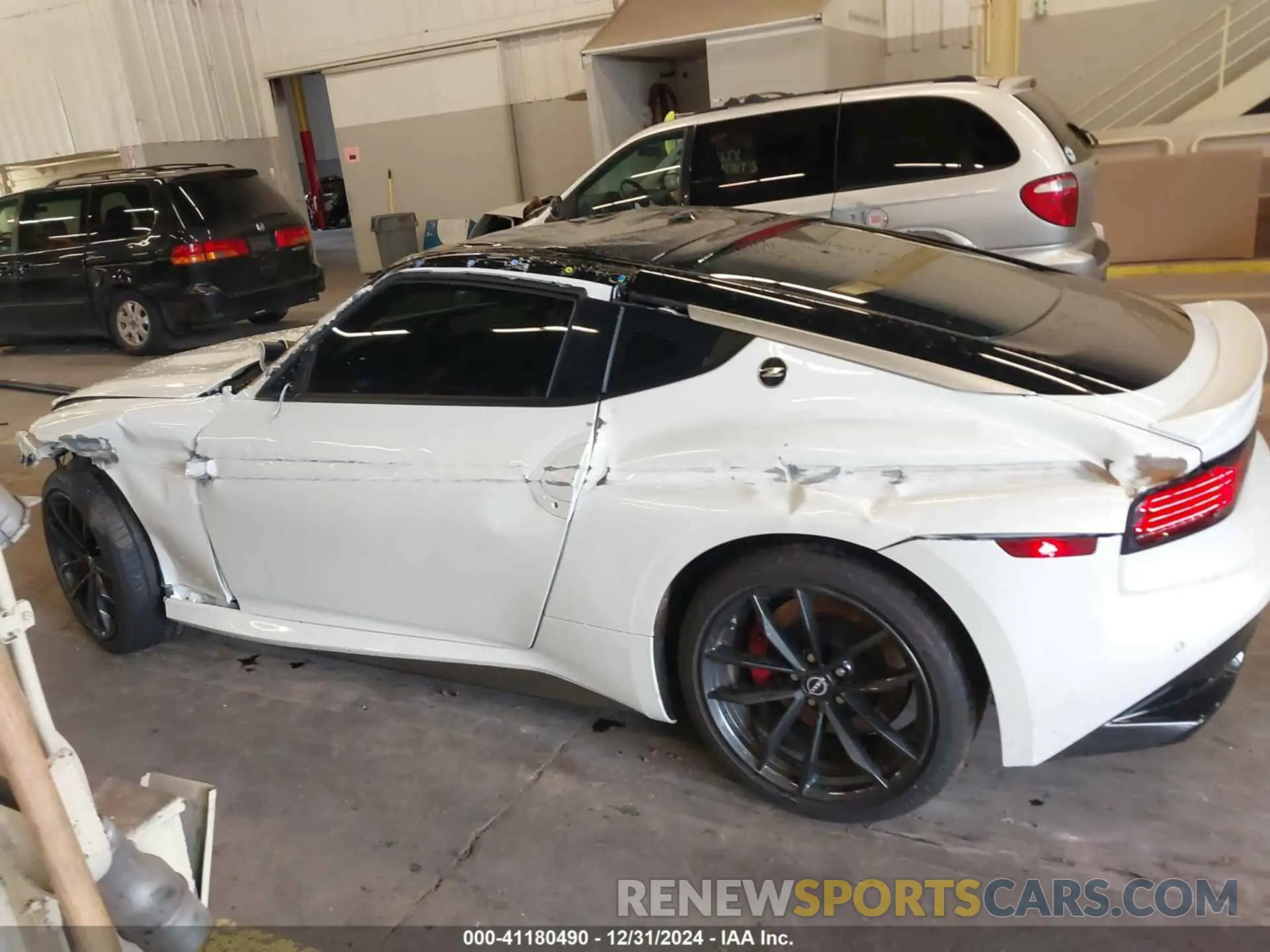 14 fotografías del automóvil dañado JN1BZ4BH3RM362972 NISSAN Z 2024