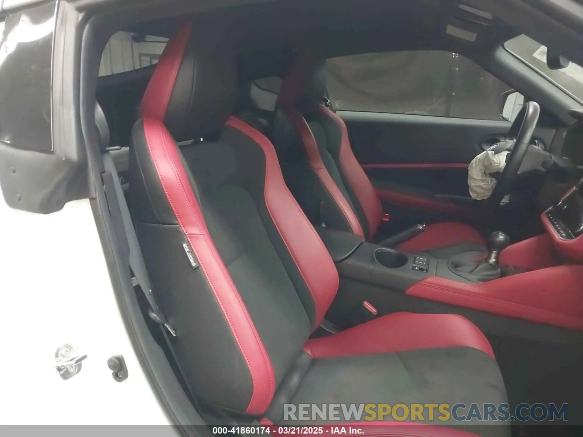 8 fotografías del automóvil dañado JN1BZ4BH9RM364239 NISSAN Z 2024