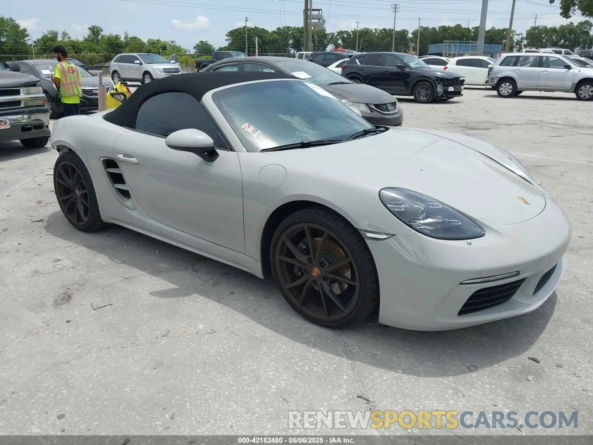 1 fotografías del automóvil dañado WP0CA2A84RK206112 PORSCHE 718 BOXSTER 2024