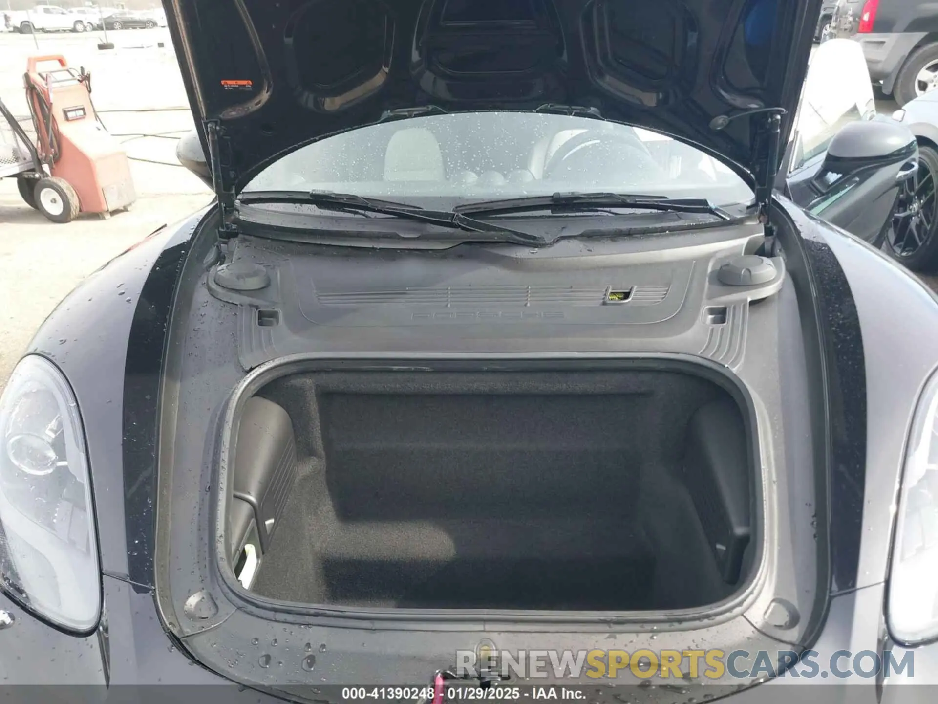 10 fotografías del automóvil dañado WP0AA2A89RK255443 PORSCHE 718 CAYMAN 2024