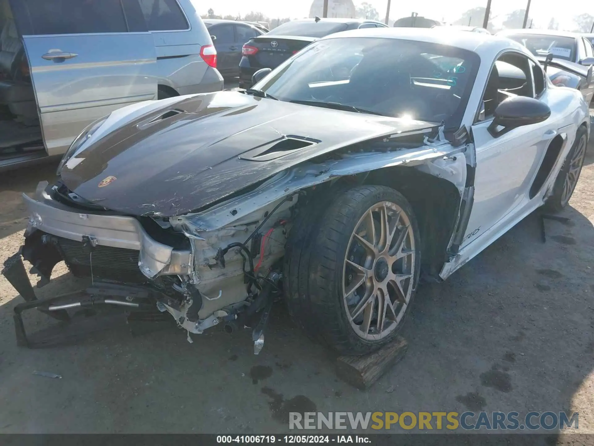 6 fotografías del automóvil dañado WP0AE2A85RS274141 PORSCHE 718 CAYMAN 2024