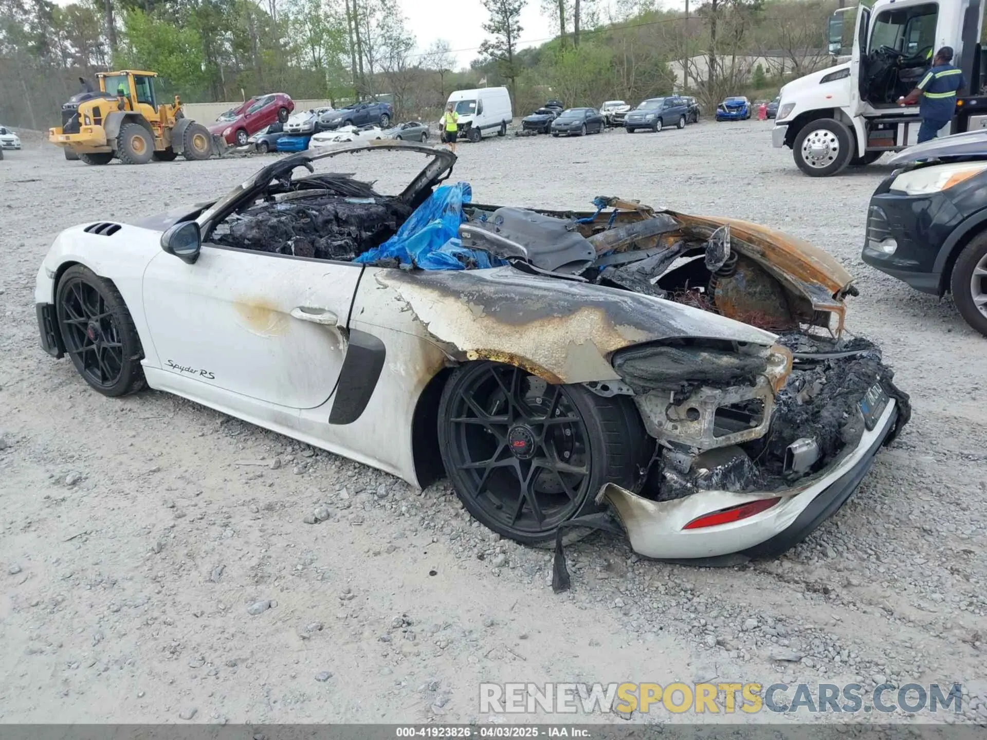3 fotografías del automóvil dañado WP0CE2A85SK237170 PORSCHE 718 SPYDER 2025