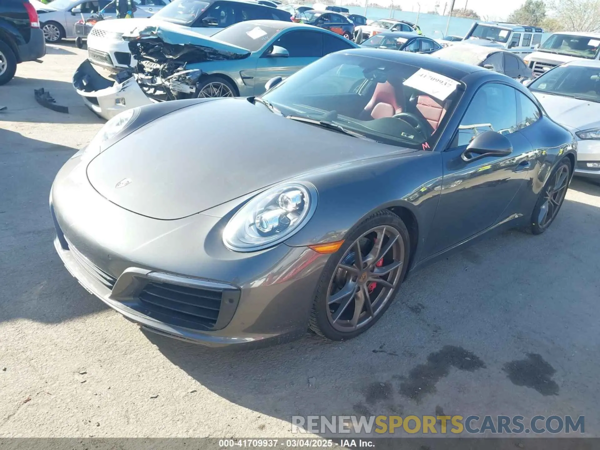 2 fotografías del automóvil dañado WP0AB2A90KS114837 PORSCHE 911 2019