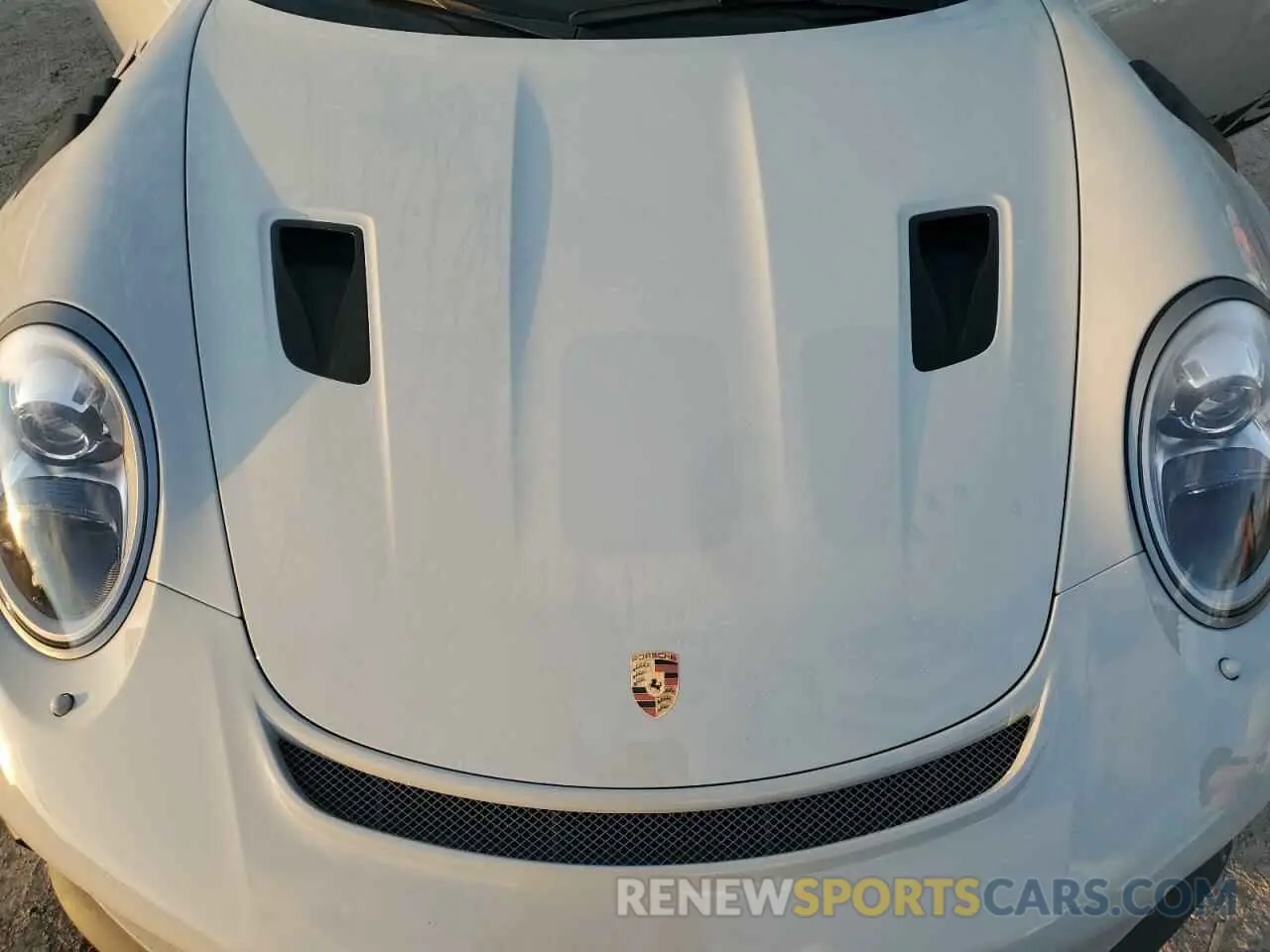 11 fotografías del automóvil dañado WP0AF2A94KS165438 PORSCHE 911 2019