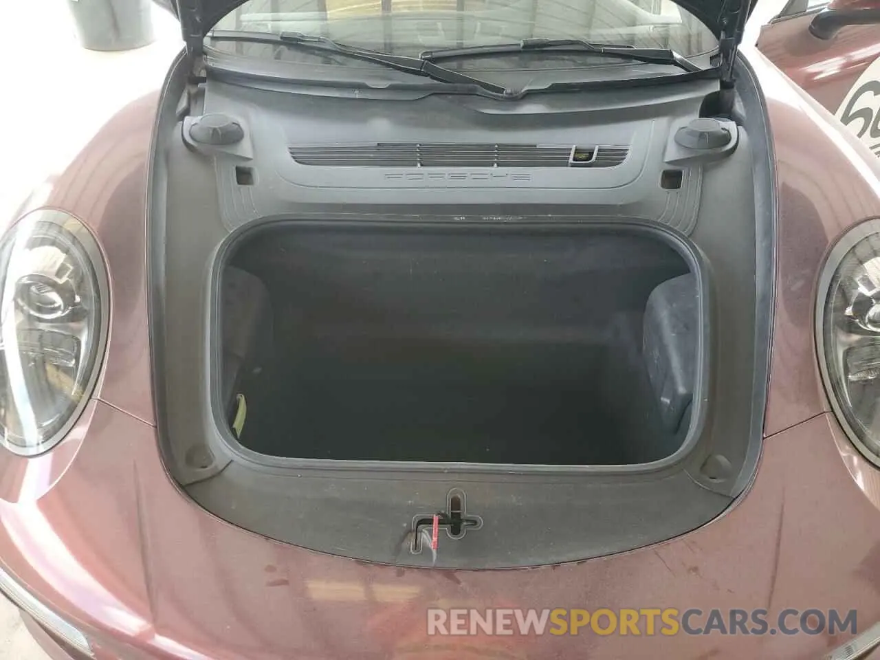 11 fotografías del automóvil dañado WP0BA2A90KS120144 PORSCHE 911 2019