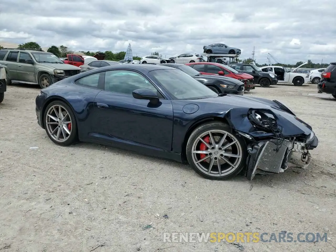 4 fotografías del automóvil dañado WP0AB2A98LS226271 PORSCHE 911 2020