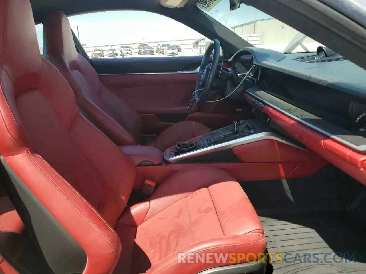 5 fotografías del automóvil dañado WP0AB2A9XLS226692 PORSCHE 911 2020