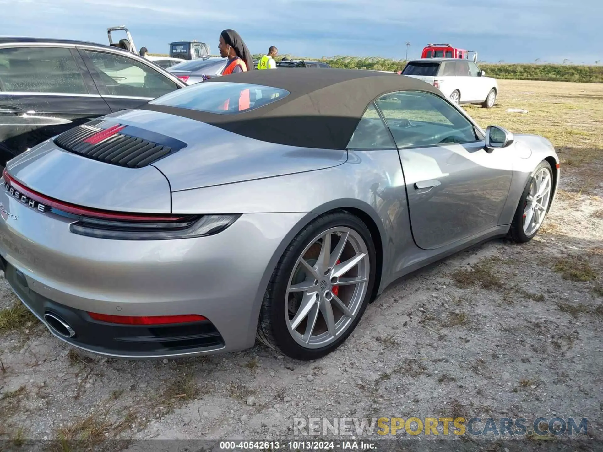 4 fotografías del automóvil dañado WP0CB2A90LS263274 PORSCHE 911 2020