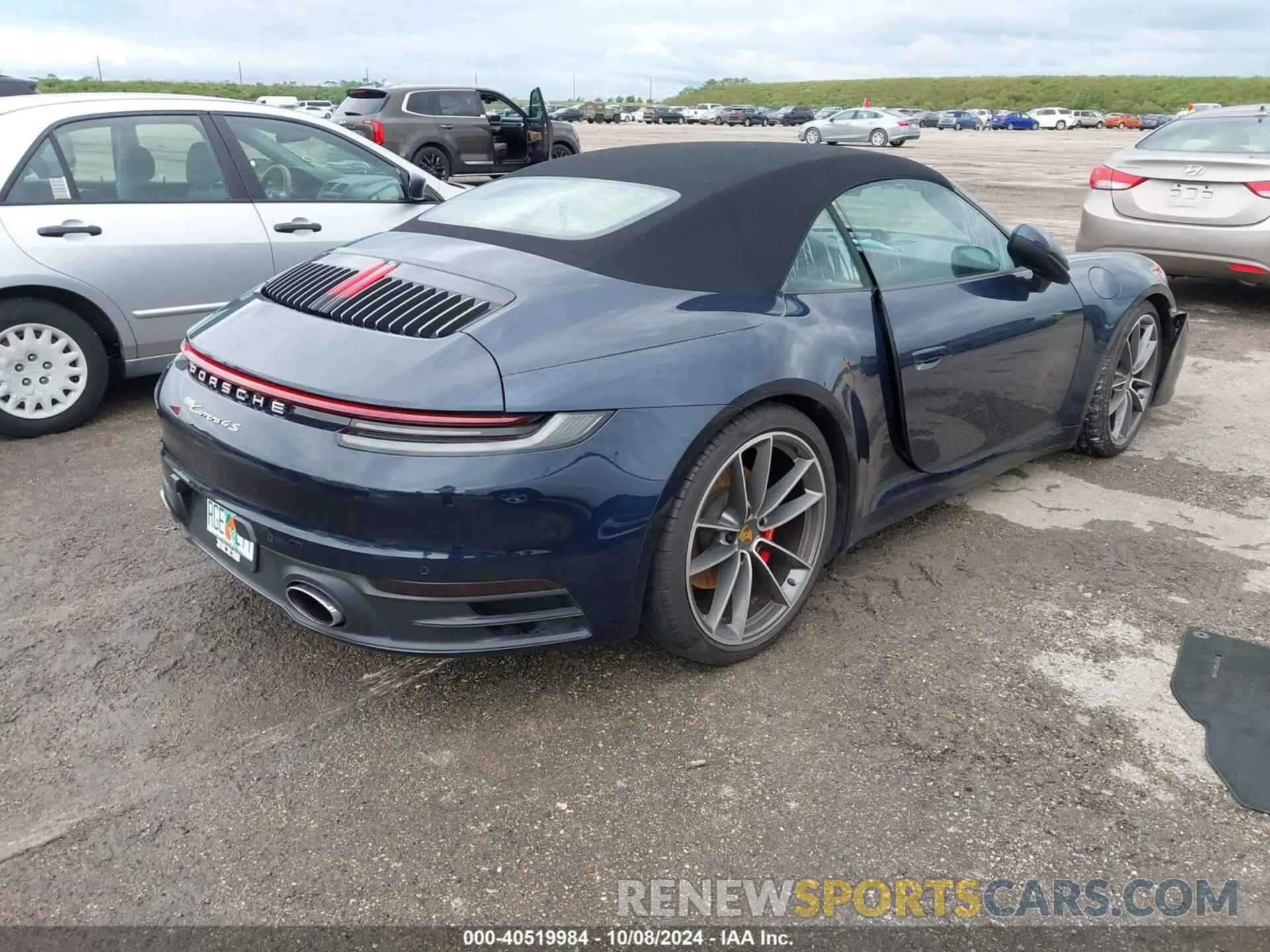 4 fotografías del automóvil dañado WP0CB2A94LS264606 PORSCHE 911 2020