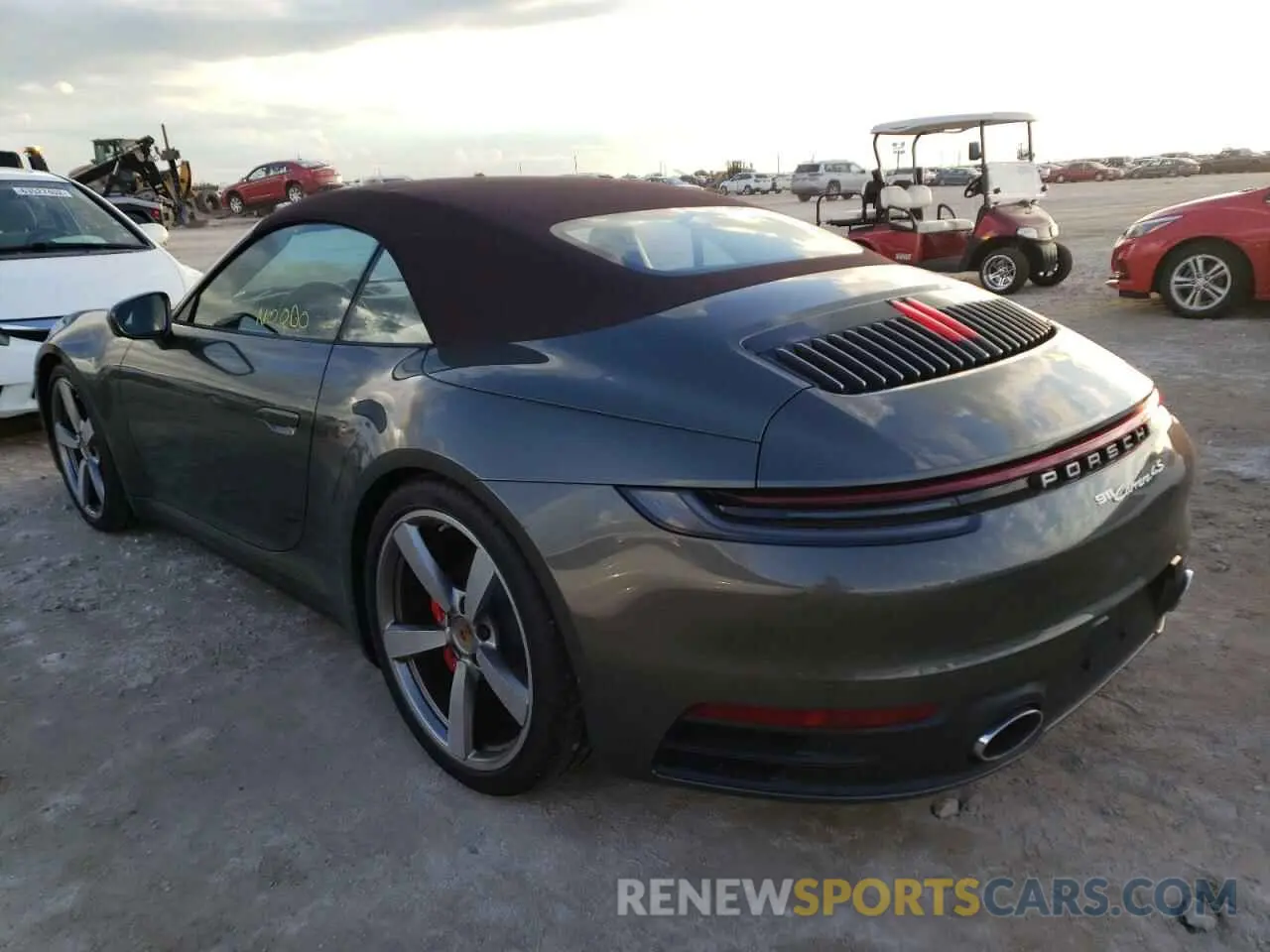 3 fotografías del automóvil dañado WP0CB2A96LS263389 PORSCHE 911 2020