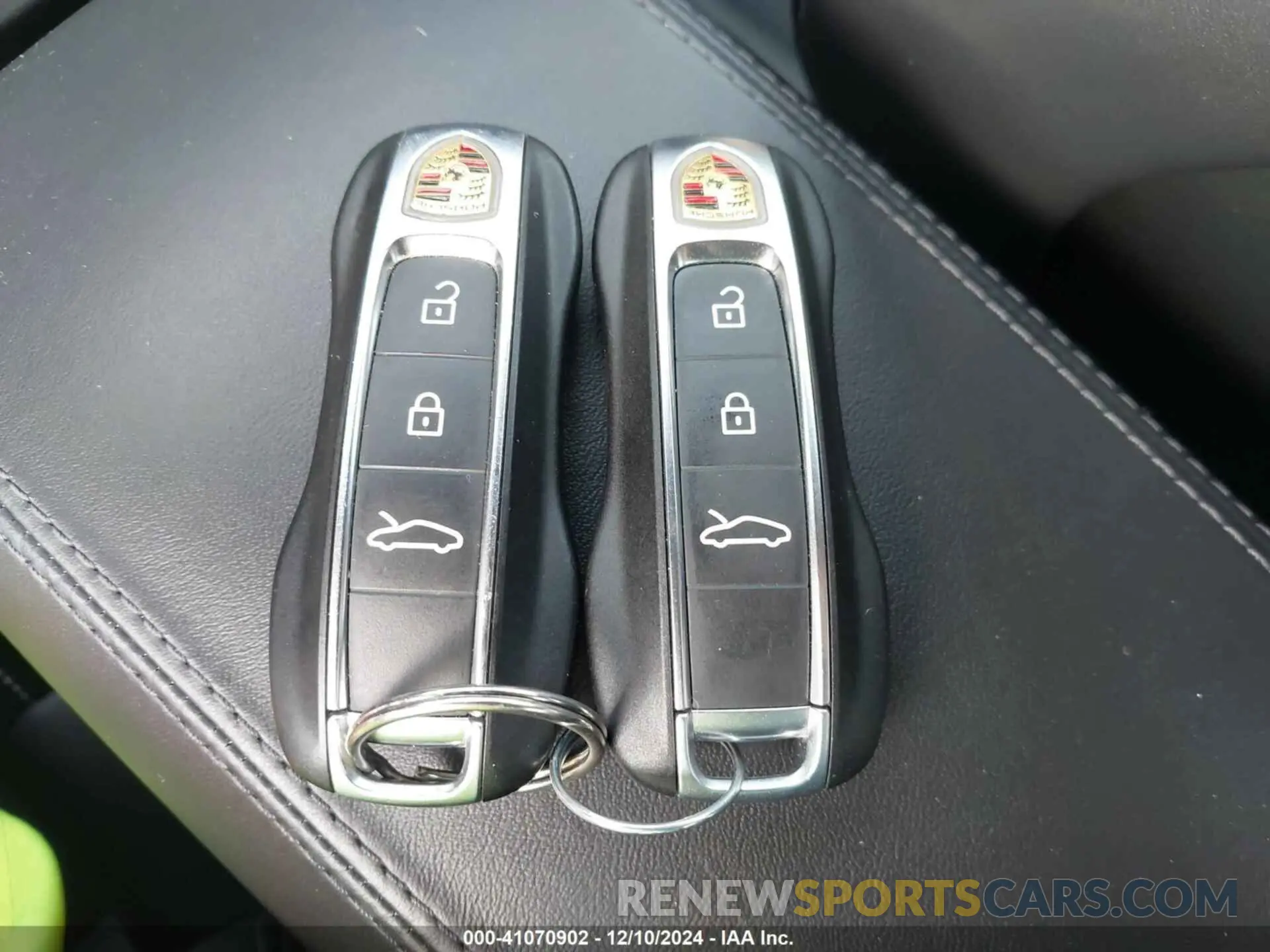 11 fotografías del automóvil dañado WP0BB2A95MS235788 PORSCHE 911 2021