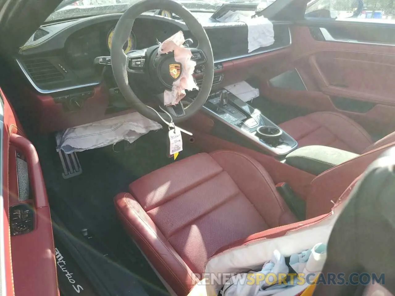 8 fotografías del automóvil dañado WP0CD2A95MS263475 PORSCHE 911 2021