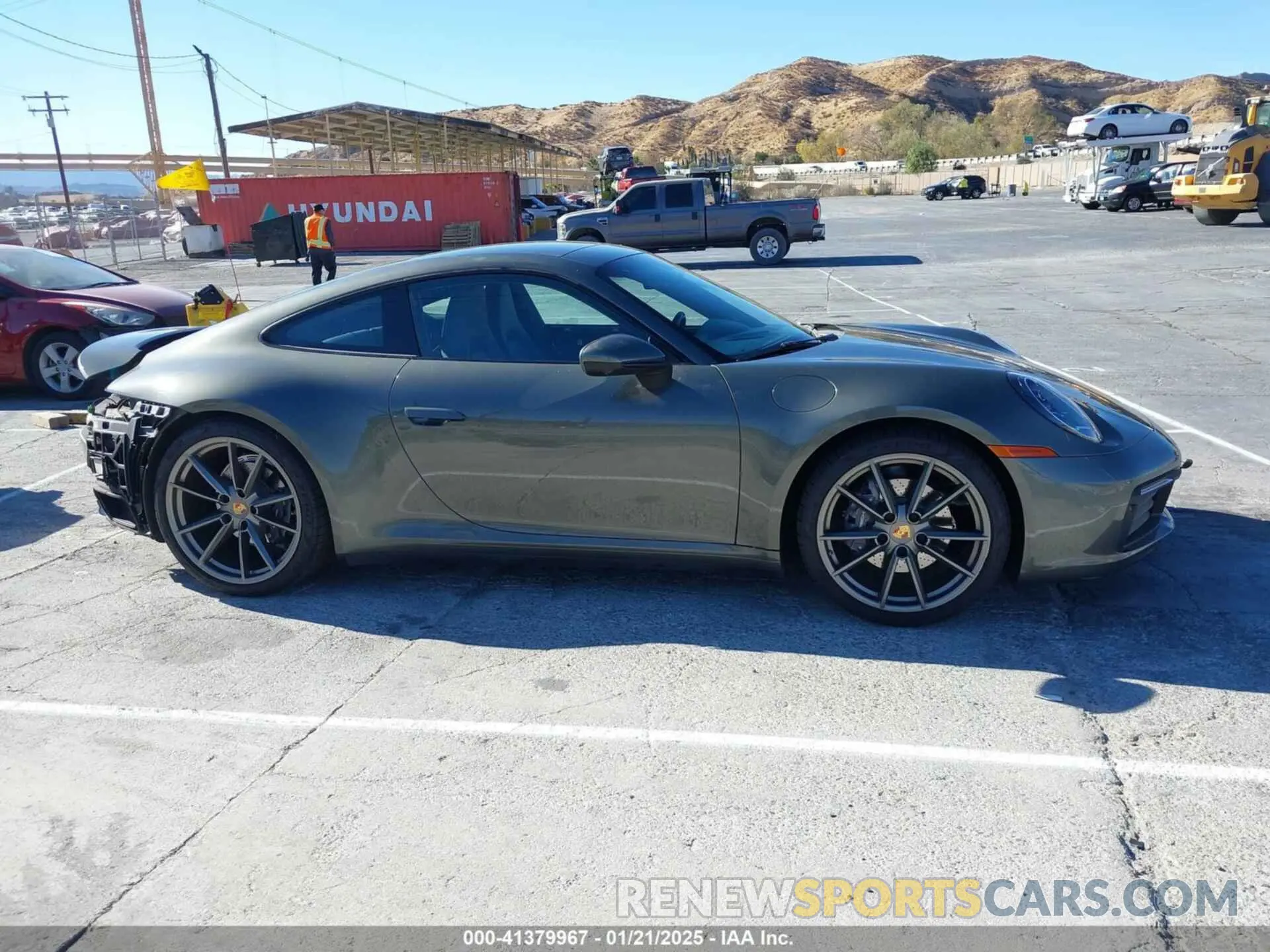 14 fotografías del automóvil dañado WP0AA2A94NS205519 PORSCHE 911 2022