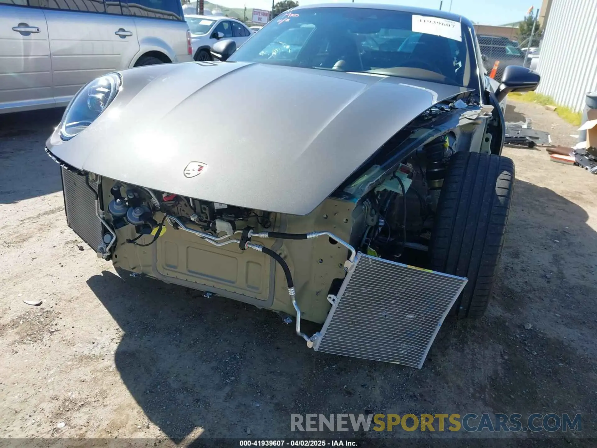 6 fotografías del automóvil dañado WP0AB2A95NS220866 PORSCHE 911 2022