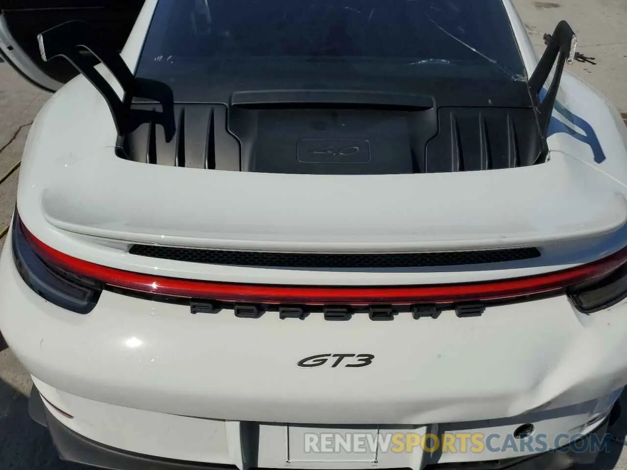 11 fotografías del automóvil dañado WP0AC2A92NS270167 PORSCHE 911 2022