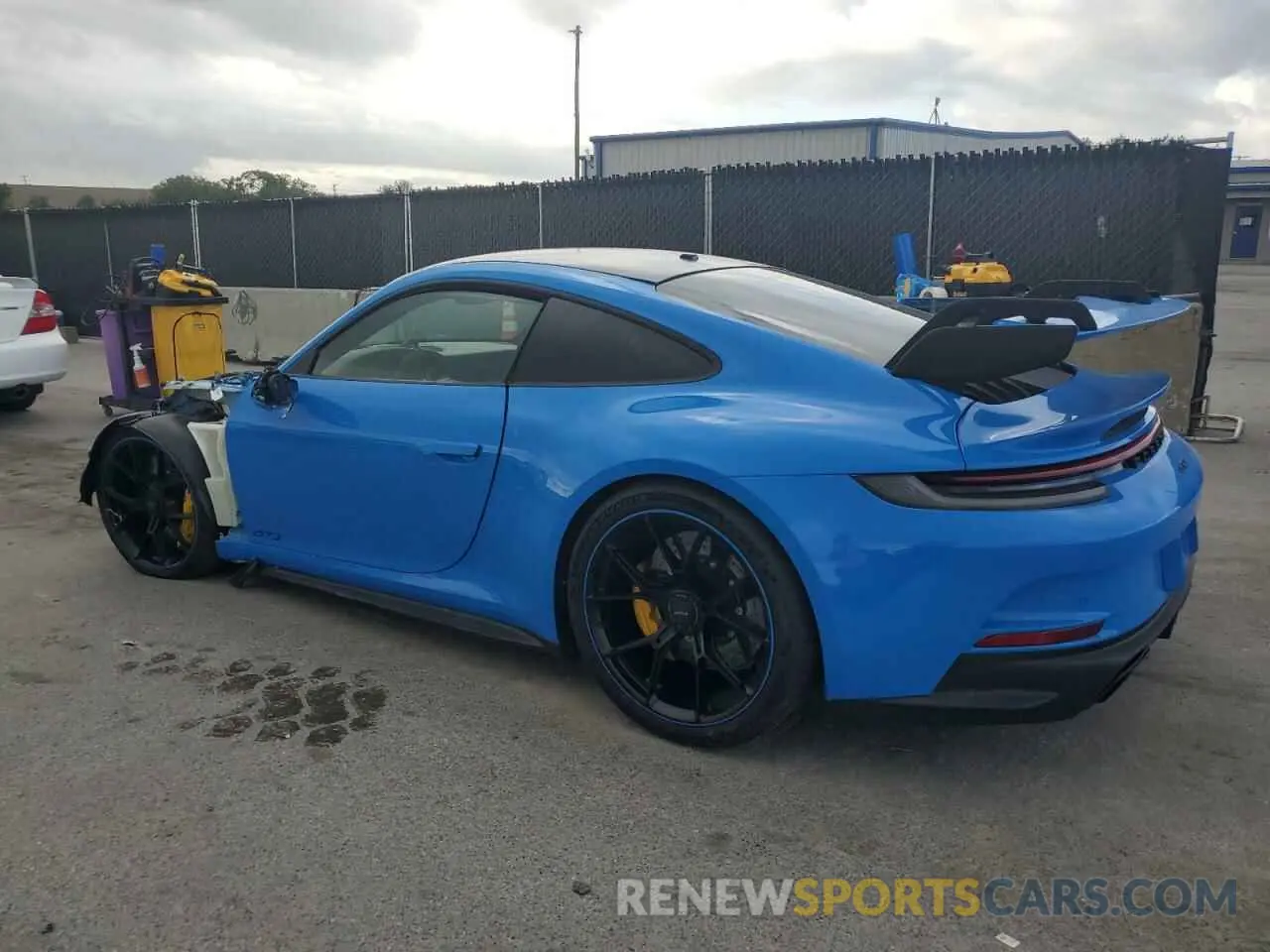 2 fotografías del automóvil dañado WP0AC2A98NS268262 PORSCHE 911 2022