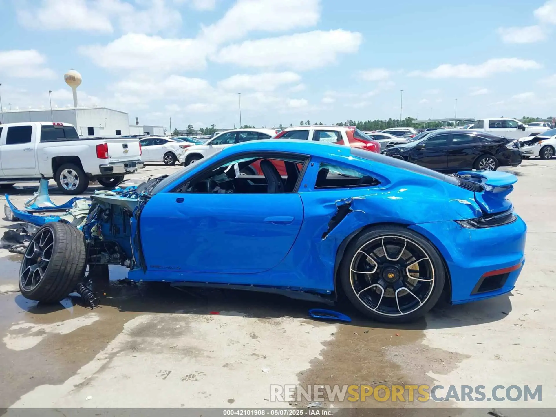 15 fotografías del automóvil dañado WP0AD2A92NS254256 PORSCHE 911 2022